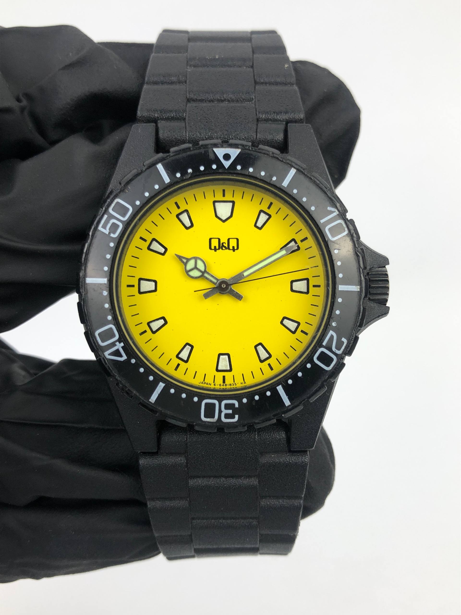 RARE VINTAGE QQ MANUAL YELLOW DIAL DIVER STYLE - Gambar 2