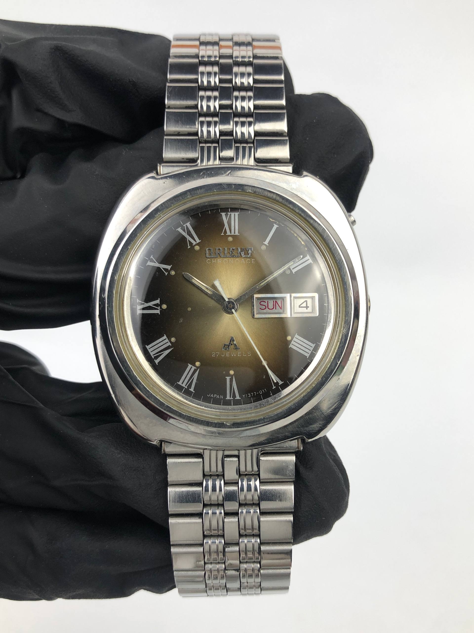ORIENT CHRONOACE AA 27 JEWELS AUTOMATIC DAY-DATE BROWN DIAL - Gambar 2