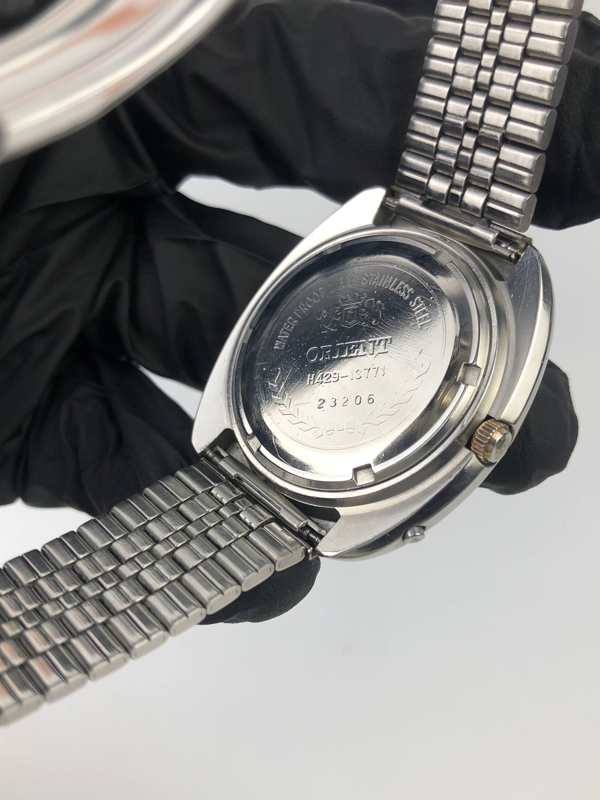 ORIENT CHRONOACE AA 27 JEWELS AUTOMATIC DAY-DATE BROWN DIAL - Gambar 7