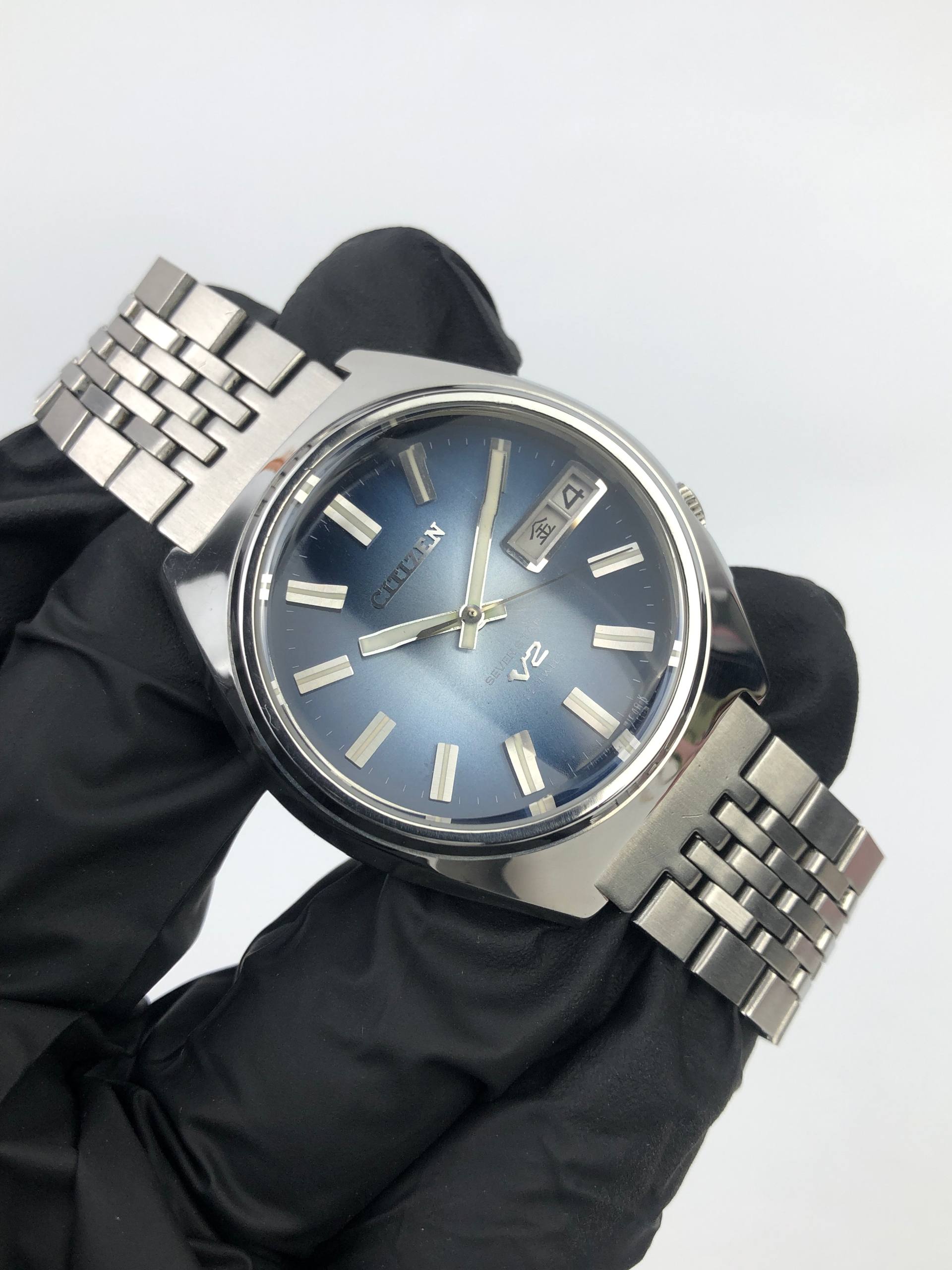 CITIZEN SEVEN STAR V2 CAL 7700 AUTOMATIC DAY-DATE BLUE SUNBURST DIAL - Gambar 4
