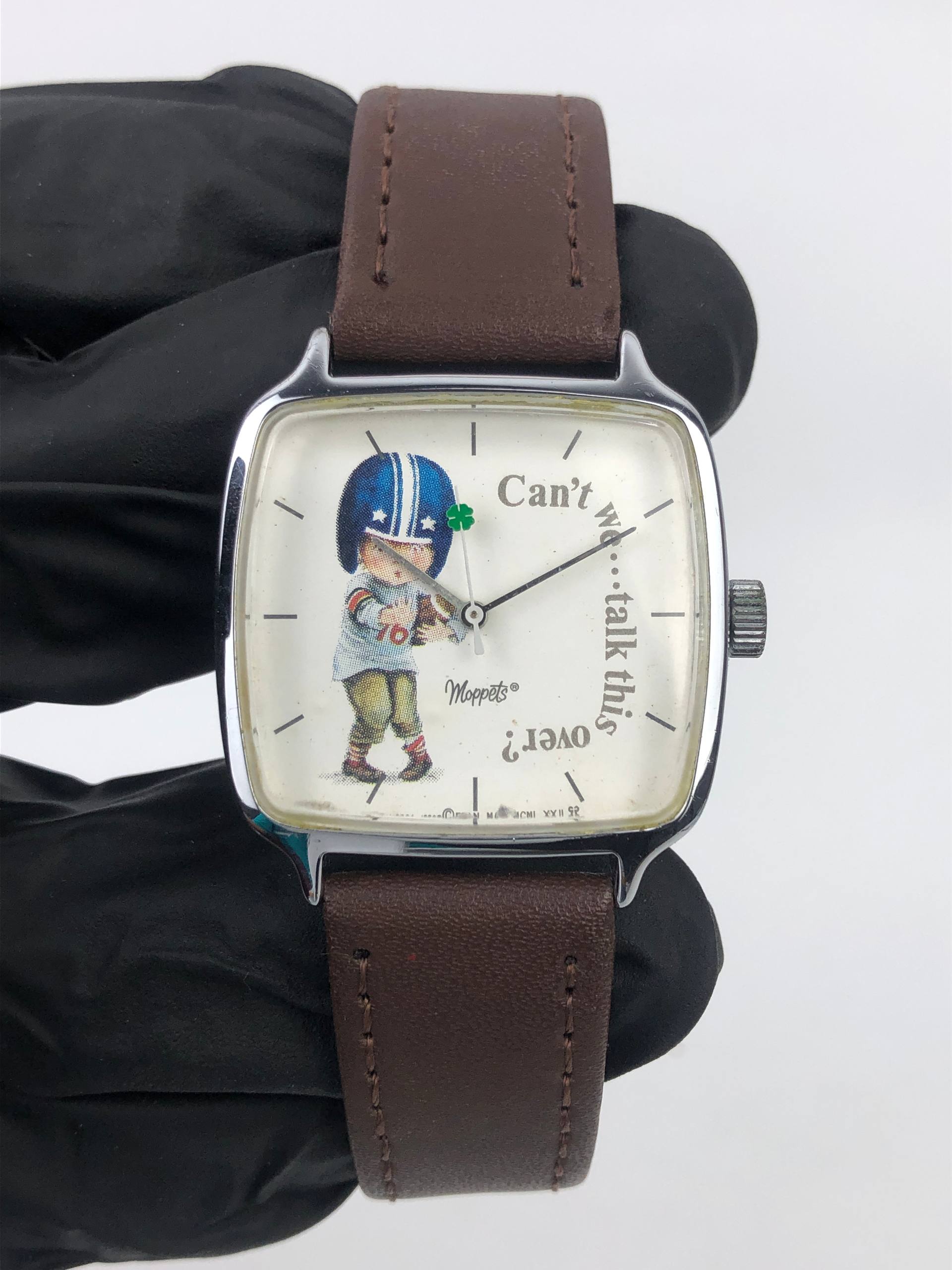 MOPPETS “CAN’T WE…TALK THIS OVER?” VINTAGE CHARACTER WATCH - Gambar 2