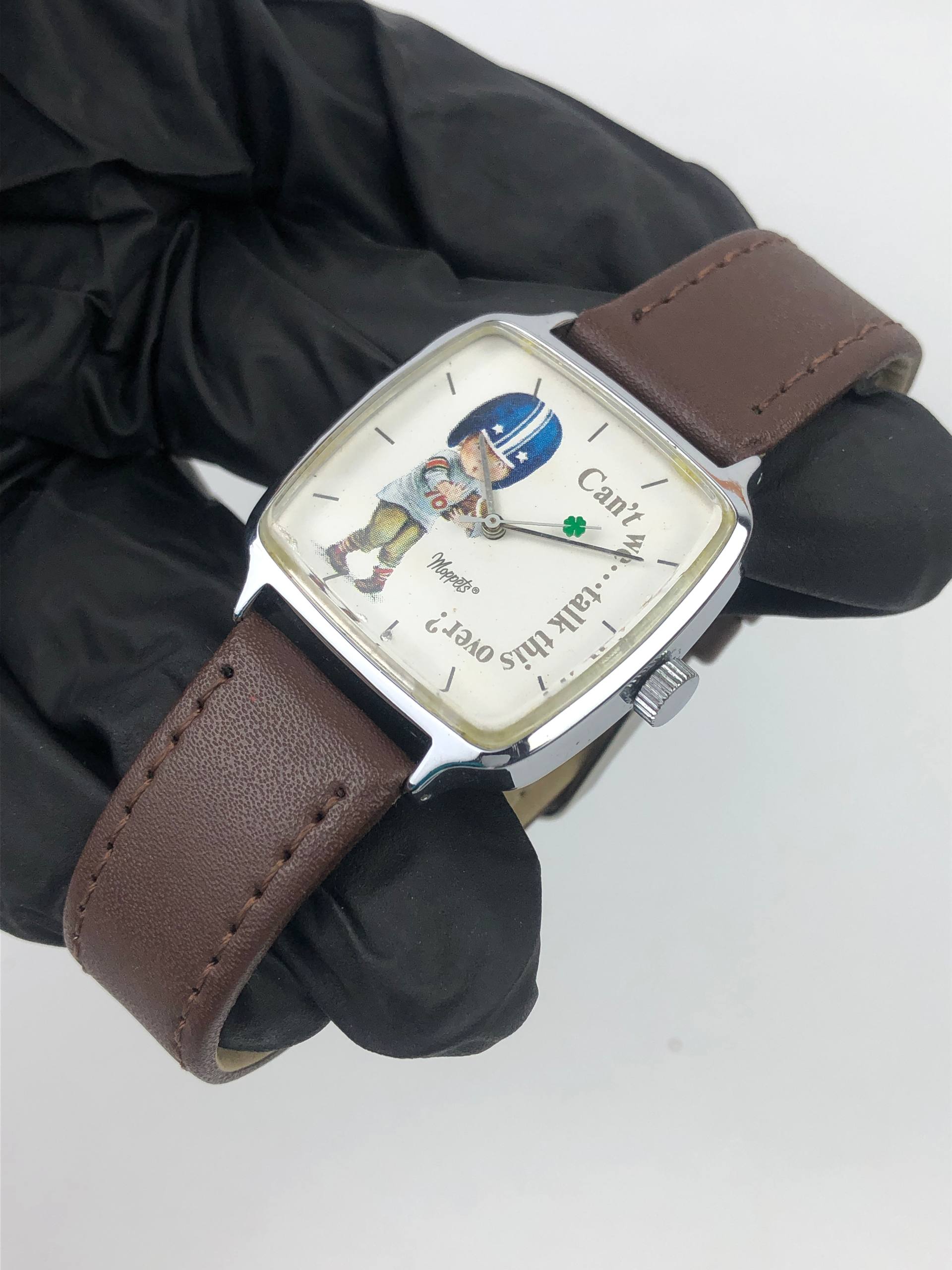 MOPPETS “CAN’T WE…TALK THIS OVER?” VINTAGE CHARACTER WATCH - Gambar 4