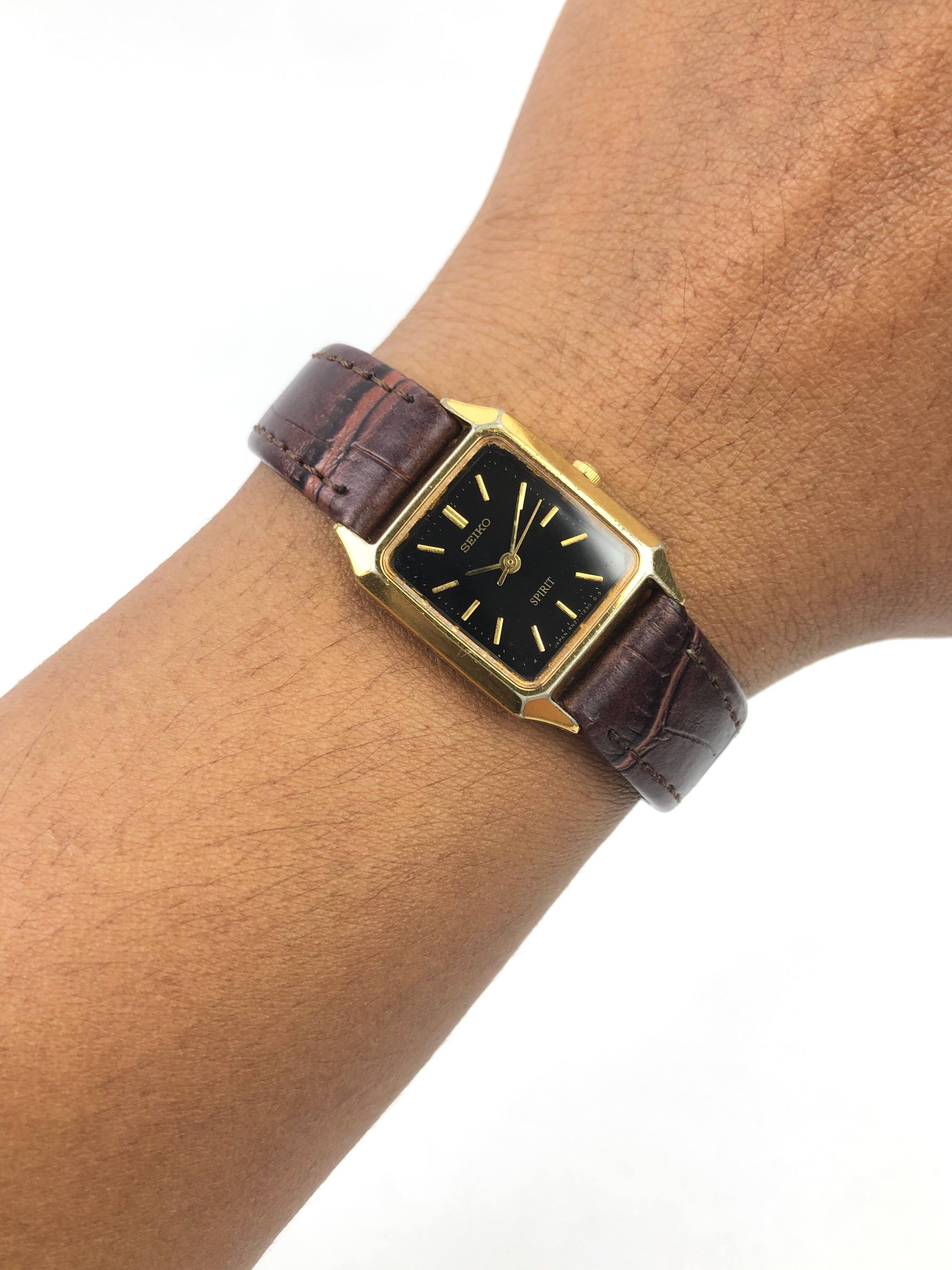 SEIKO SPIRIT CAL 4N21 TANK QUARTZ LADIES