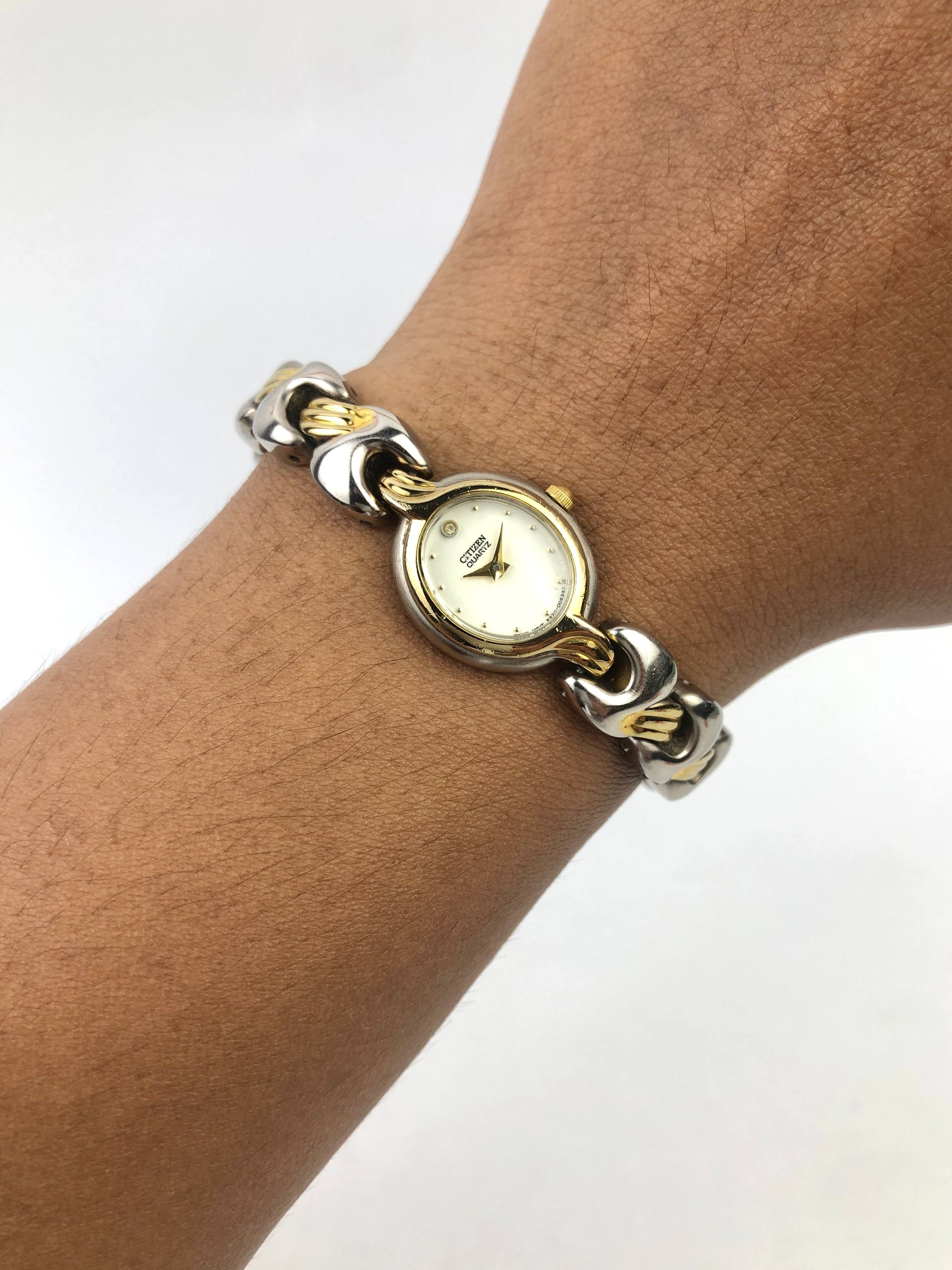 CITIZEN BANGLE QUARTZ TONNEAU SCULPTURE TWOTONE BRACELET