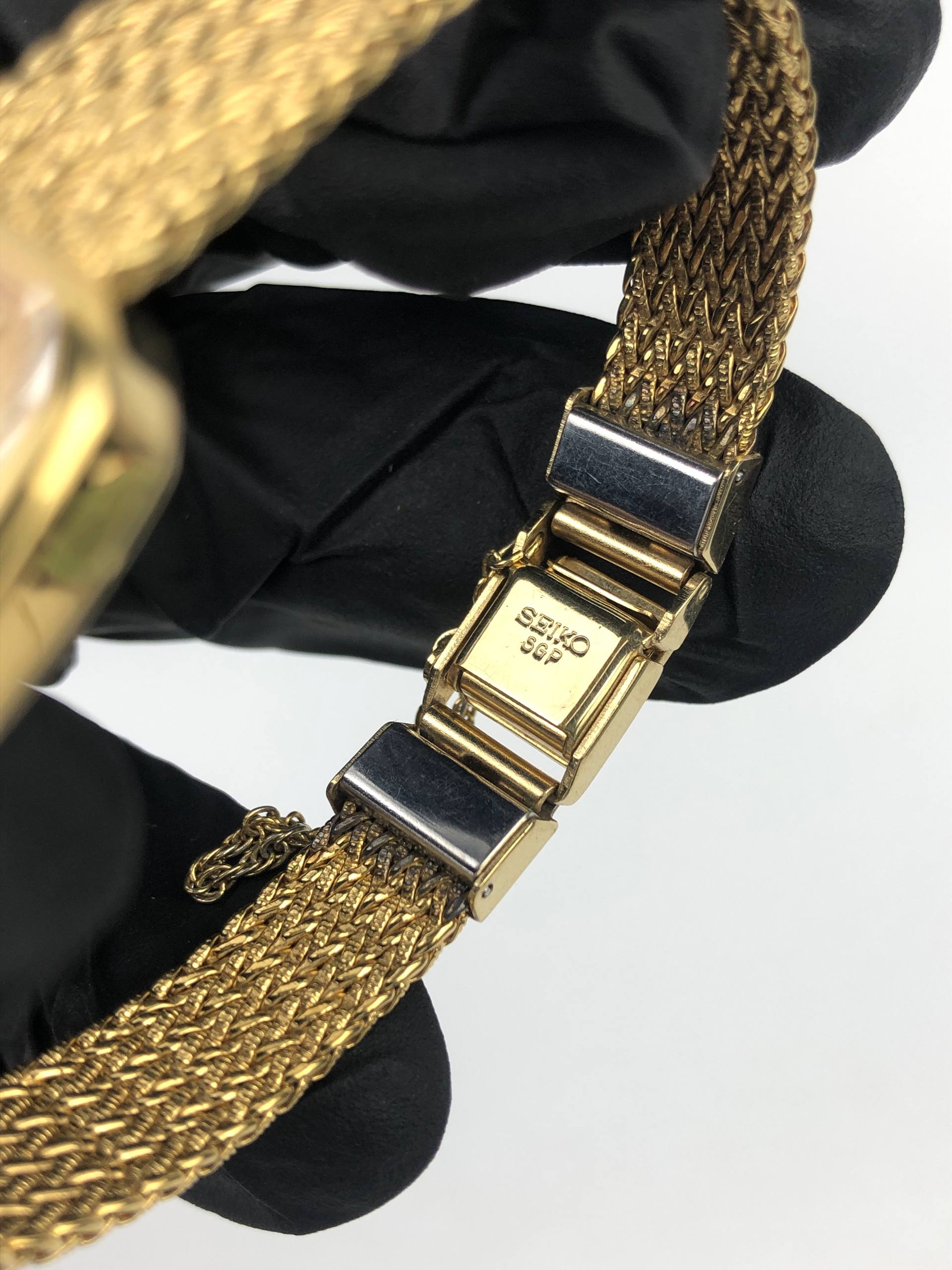 SEIKO QUARTZ OCTAGON CAL 1400 WOVEN MESH BRACELET GOLD SGP - Gambar 7