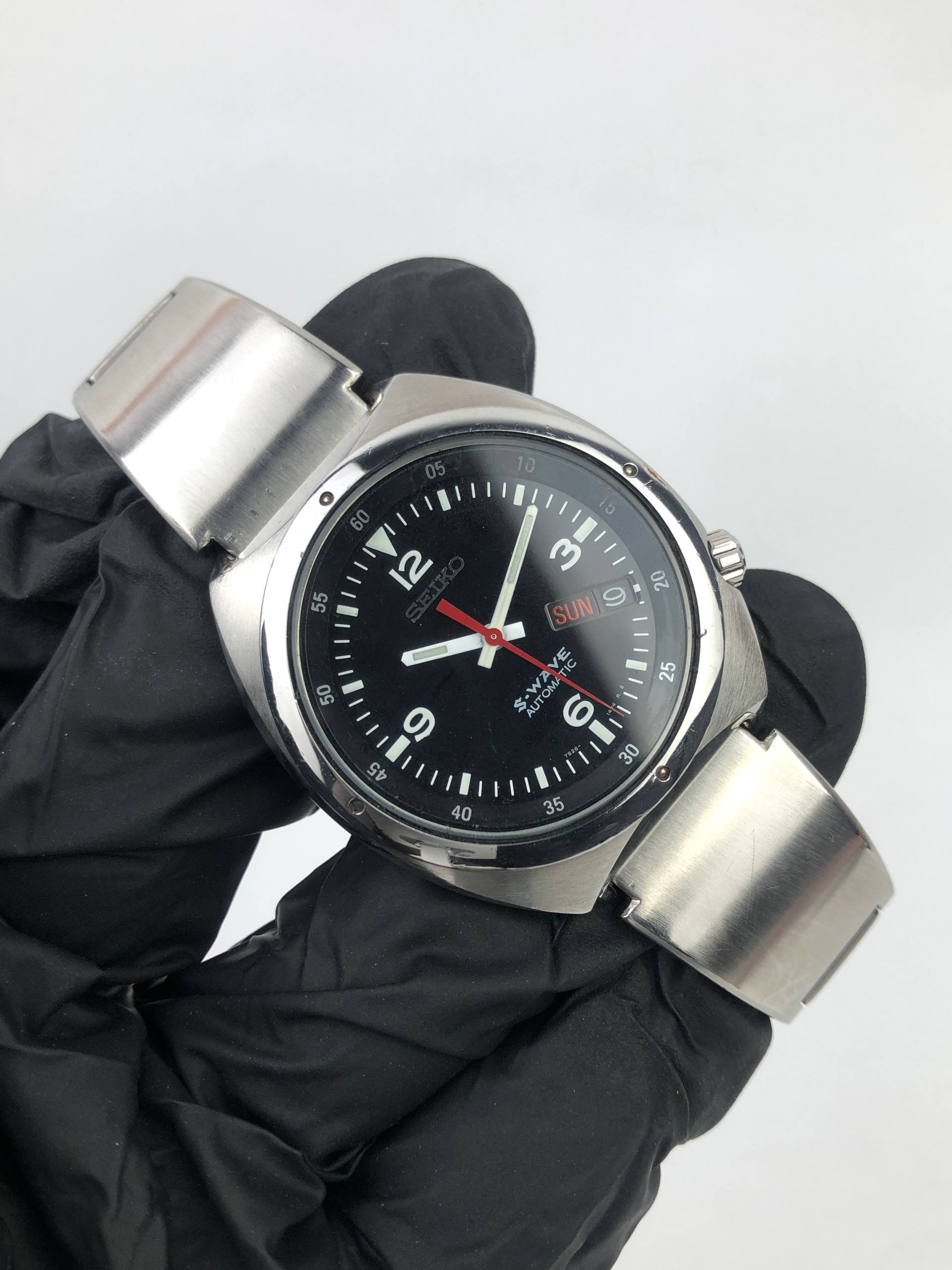 SEIKO S-WAVE REF 7S26-0120 MEN’S AUTOMATIC WATCH - Gambar 3