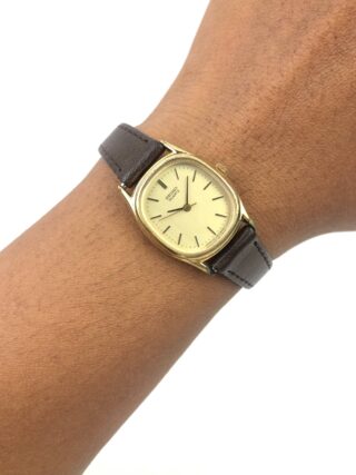 DRESSWATCH SEIKO QUARTZ CAL 1421 OVAL CASE LADIES