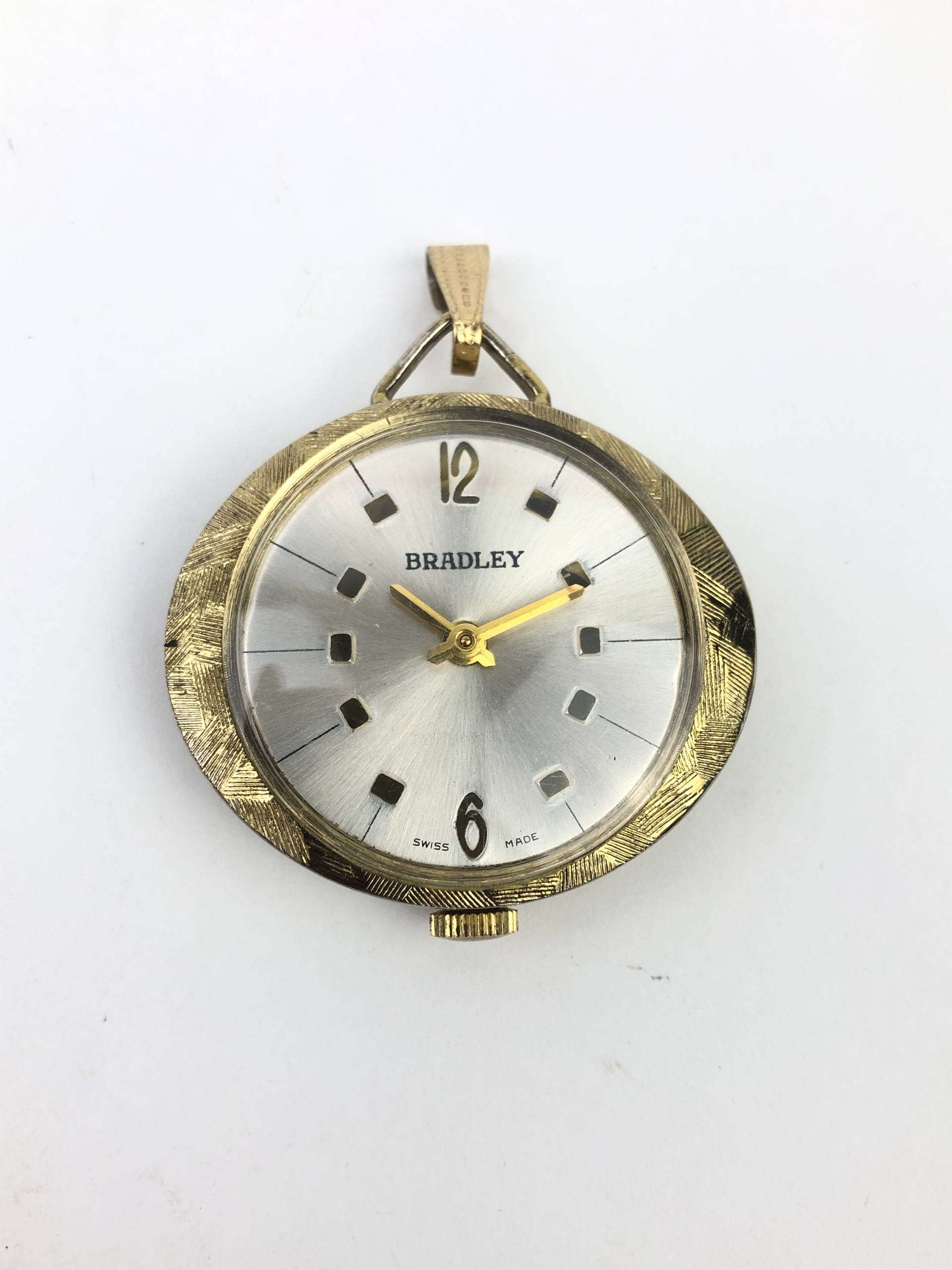 BRADLEY SWISS FLORENTINE FINISH PENDANT WATCH (JAM KALUNG)