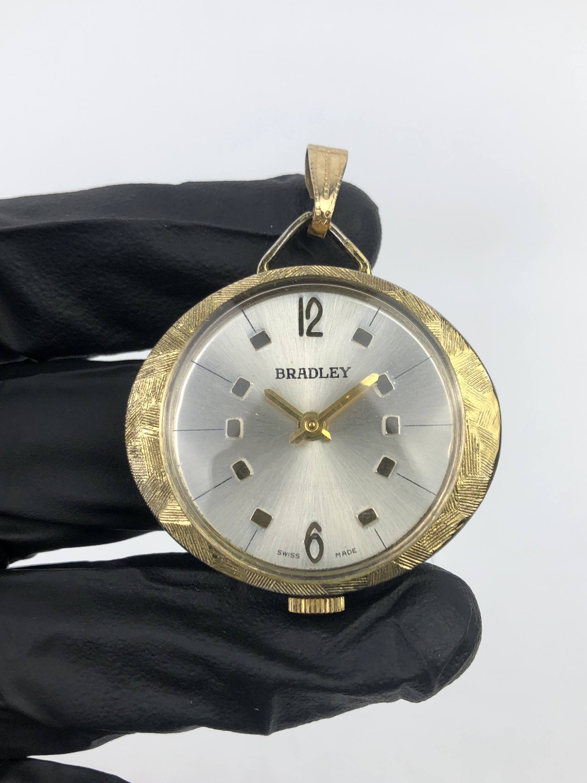 BRADLEY SWISS FLORENTINE FINISH PENDANT WATCH (JAM KALUNG) - Gambar 2