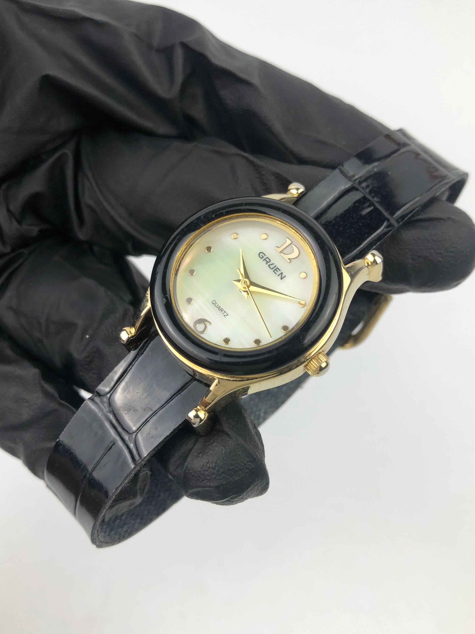 VINTAGE GRUEN QUARTZ MOP DIAL - Gambar 3