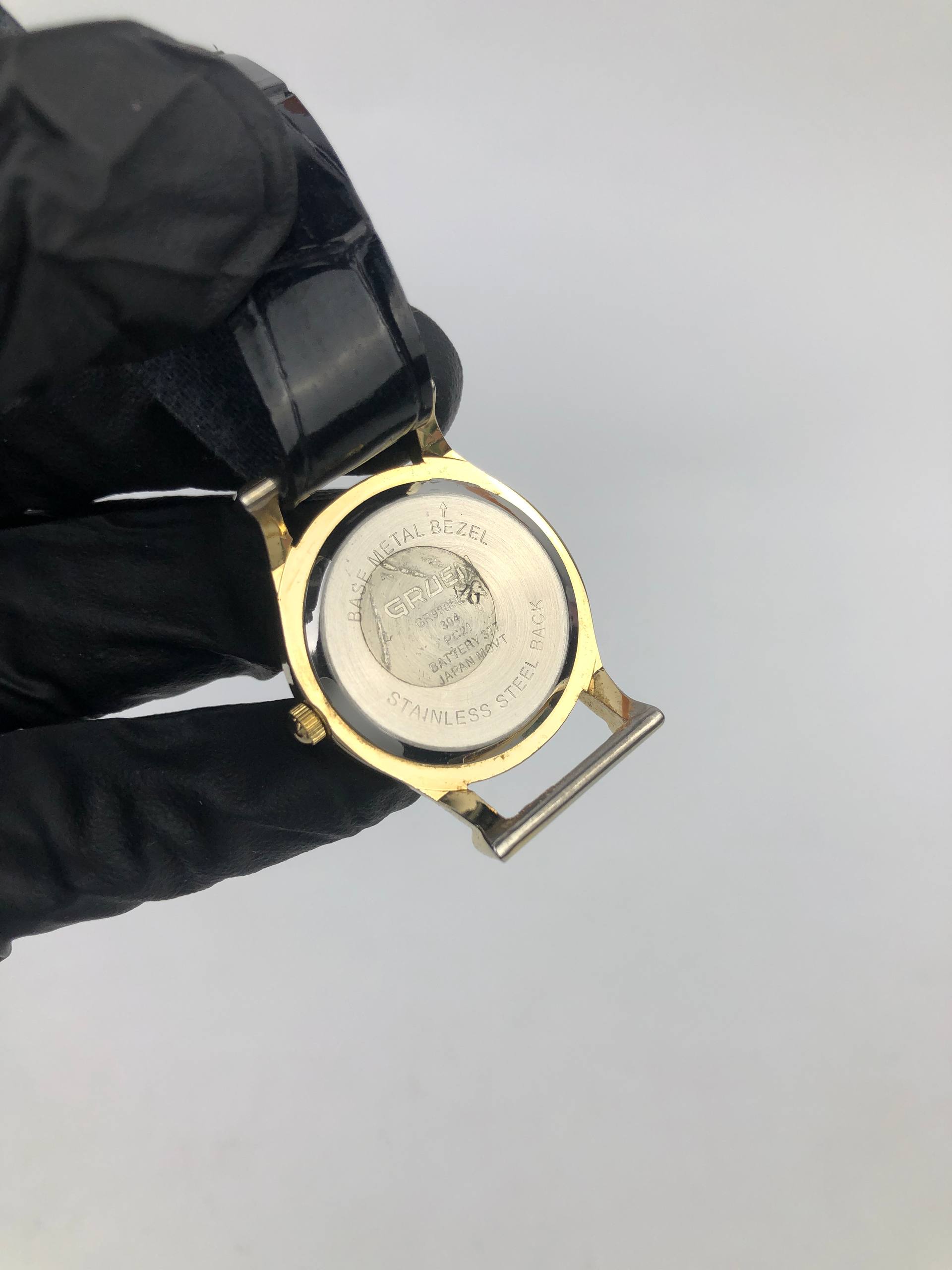 VINTAGE GRUEN QUARTZ MOP DIAL - Gambar 7