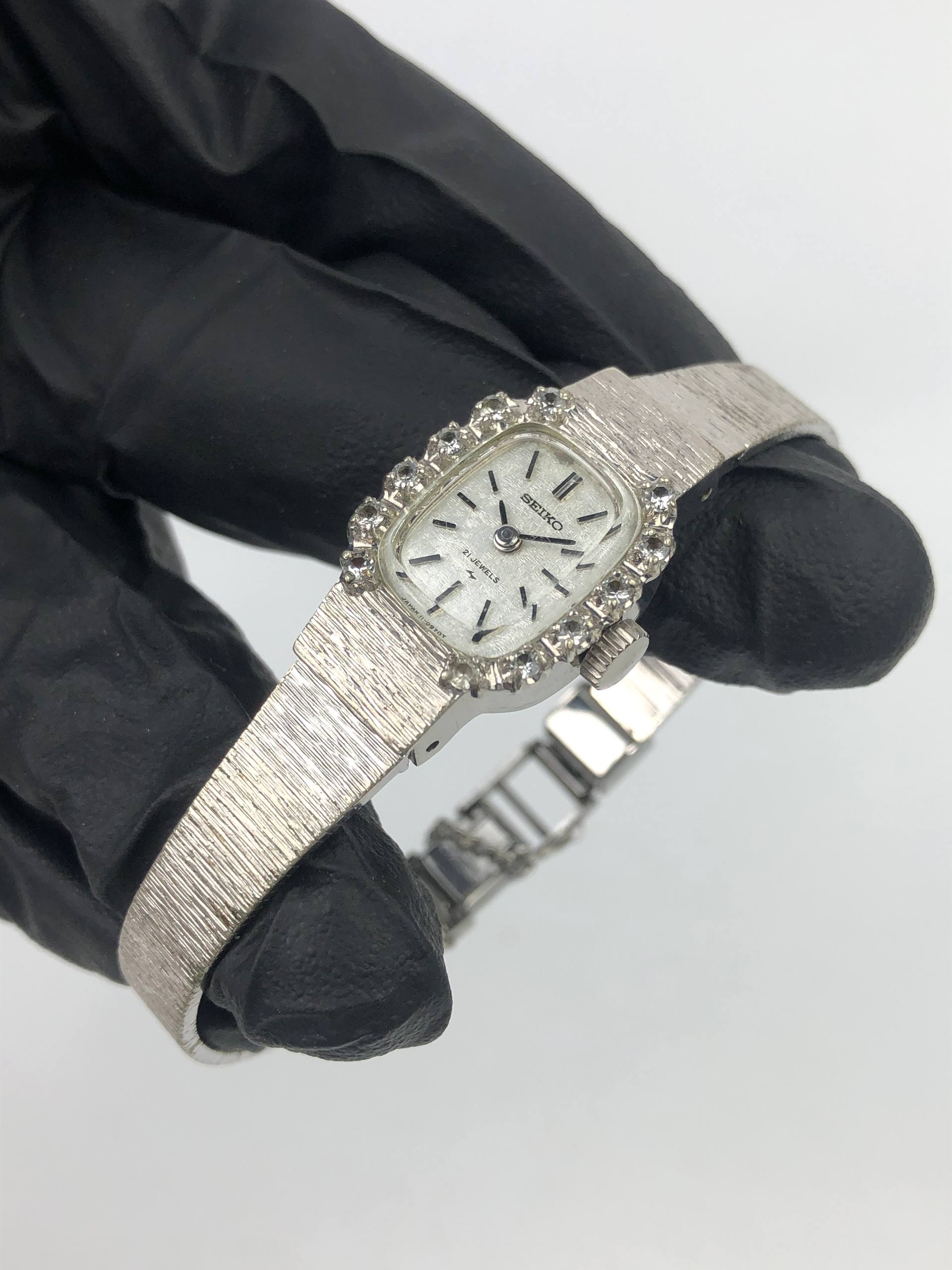 SEIKO 17 JEWELS WGP CRYSTAL BEZEL ORIGINAL - Gambar 3