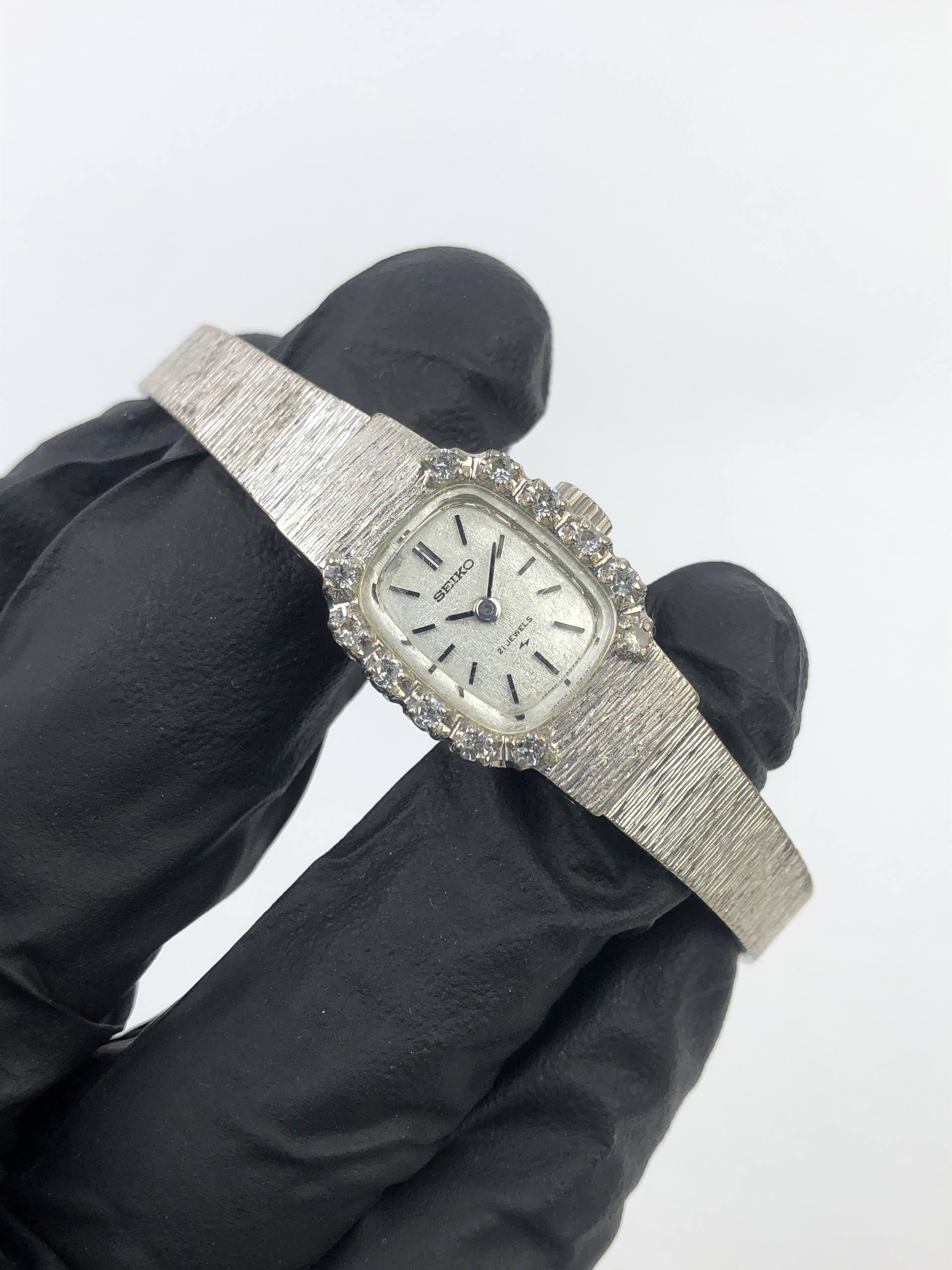 SEIKO 17 JEWELS WGP CRYSTAL BEZEL ORIGINAL - Gambar 4