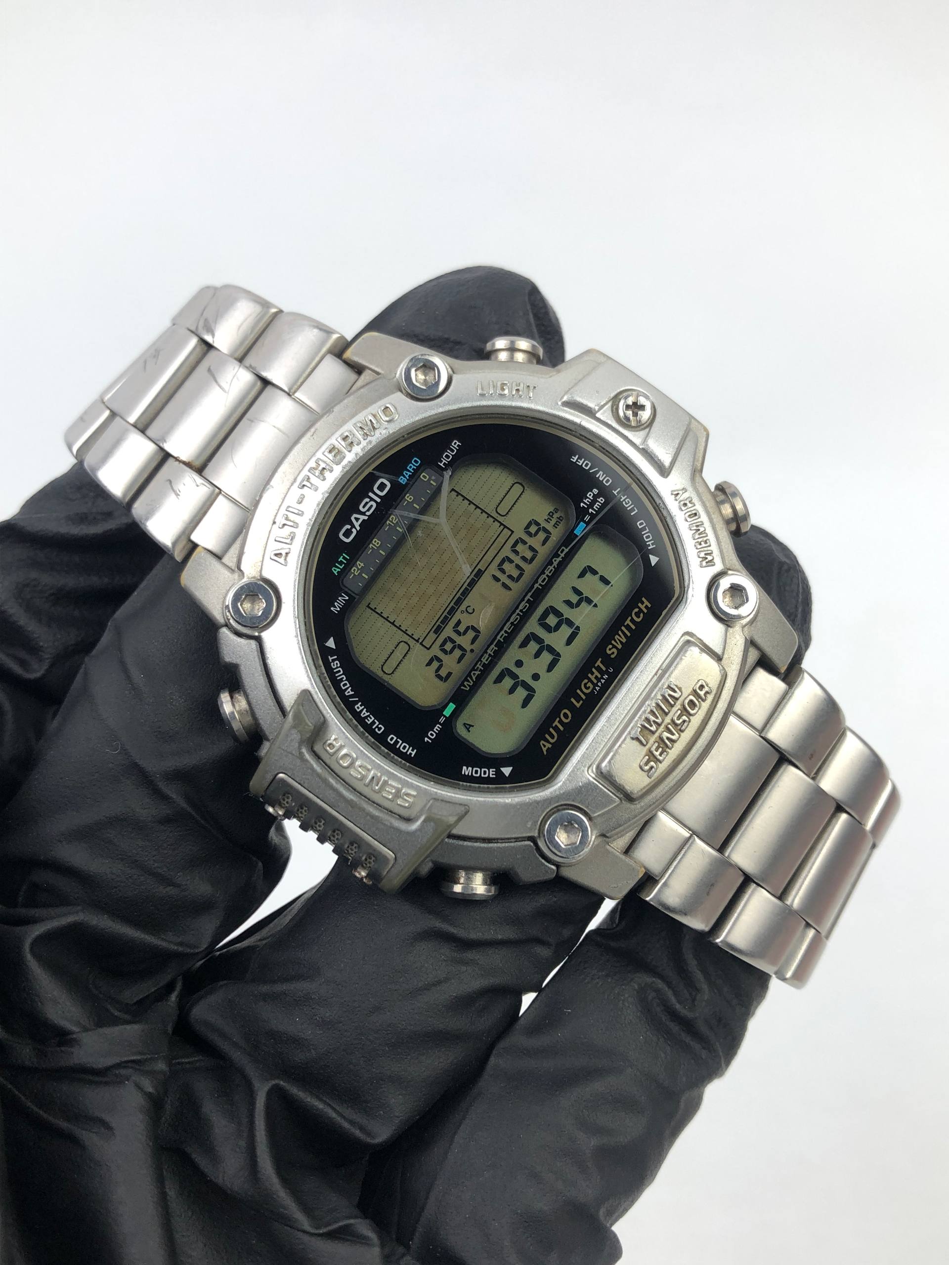 CASIO PROTREK PATHFINDER PRT-300 ROUND STEEL BRACELET TWIN SENSOR - Gambar 4
