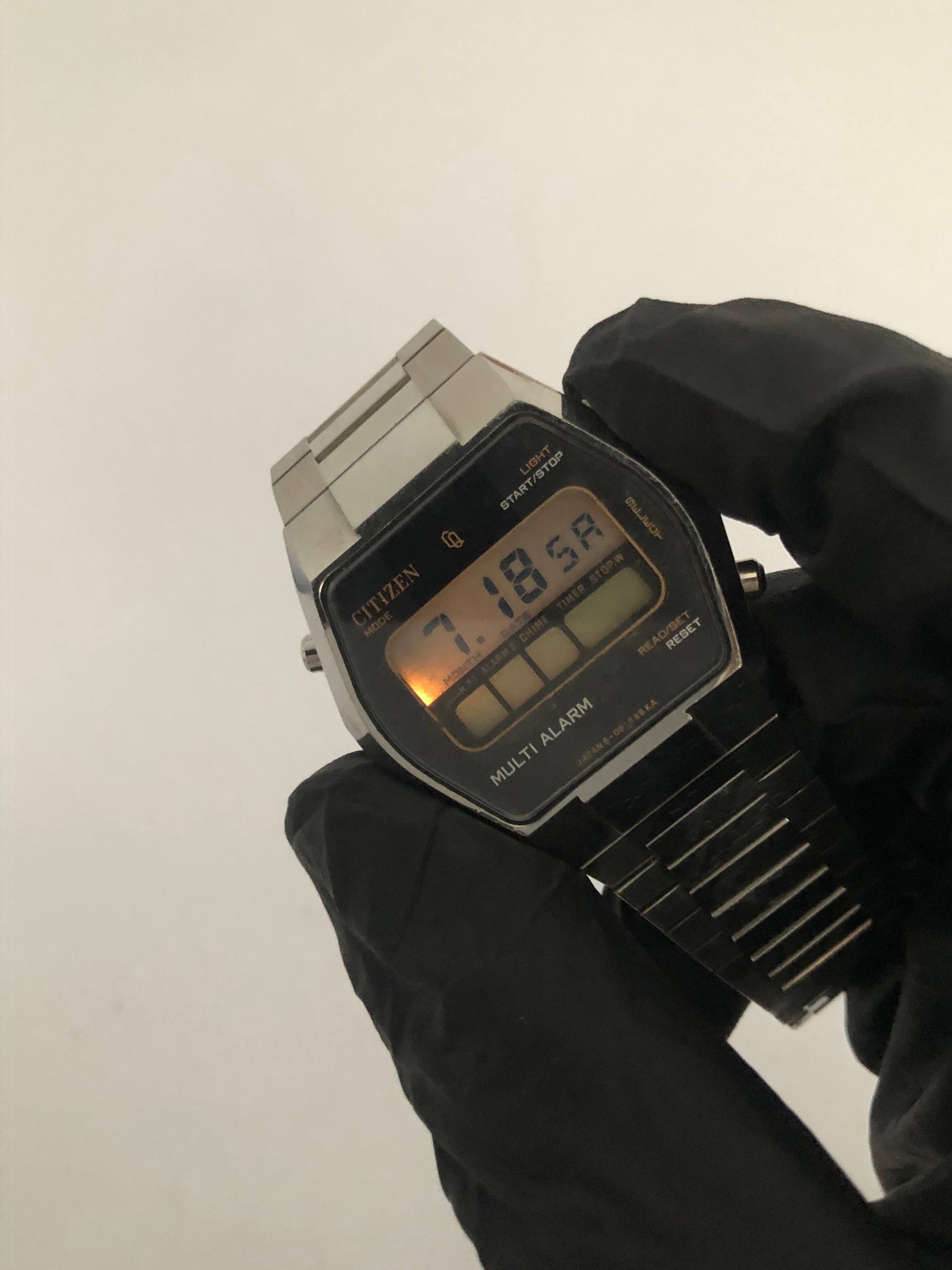CITIZEN MULTI ALARM VINTAGE DIGITAL LCD STAINLESS STEEL - Gambar 5