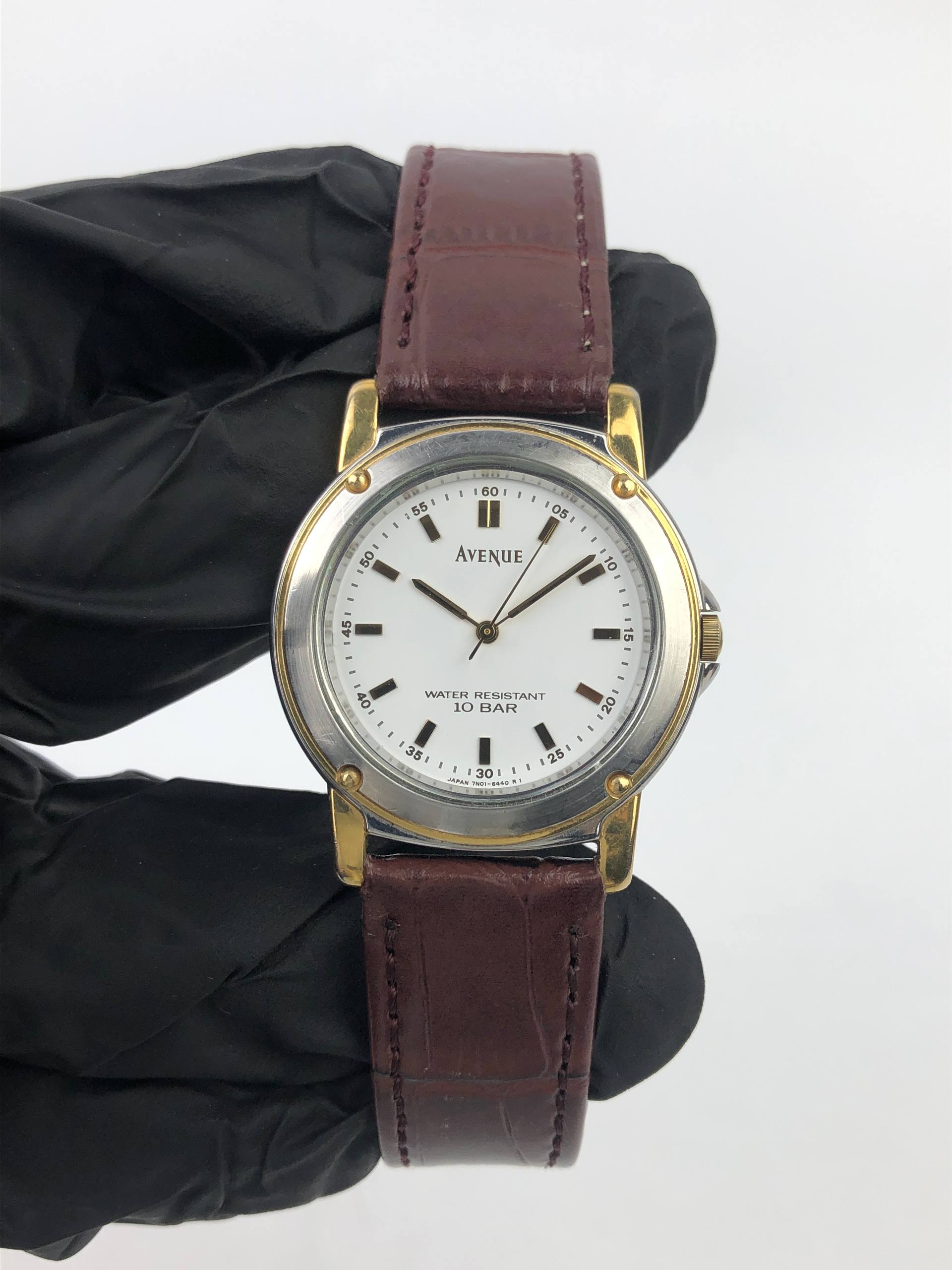 SEIKO AVENUE CAL 7N01 QUARTZ TWO TONE 10 BAR WHITE DIAL DRESS WATCH - Gambar 2