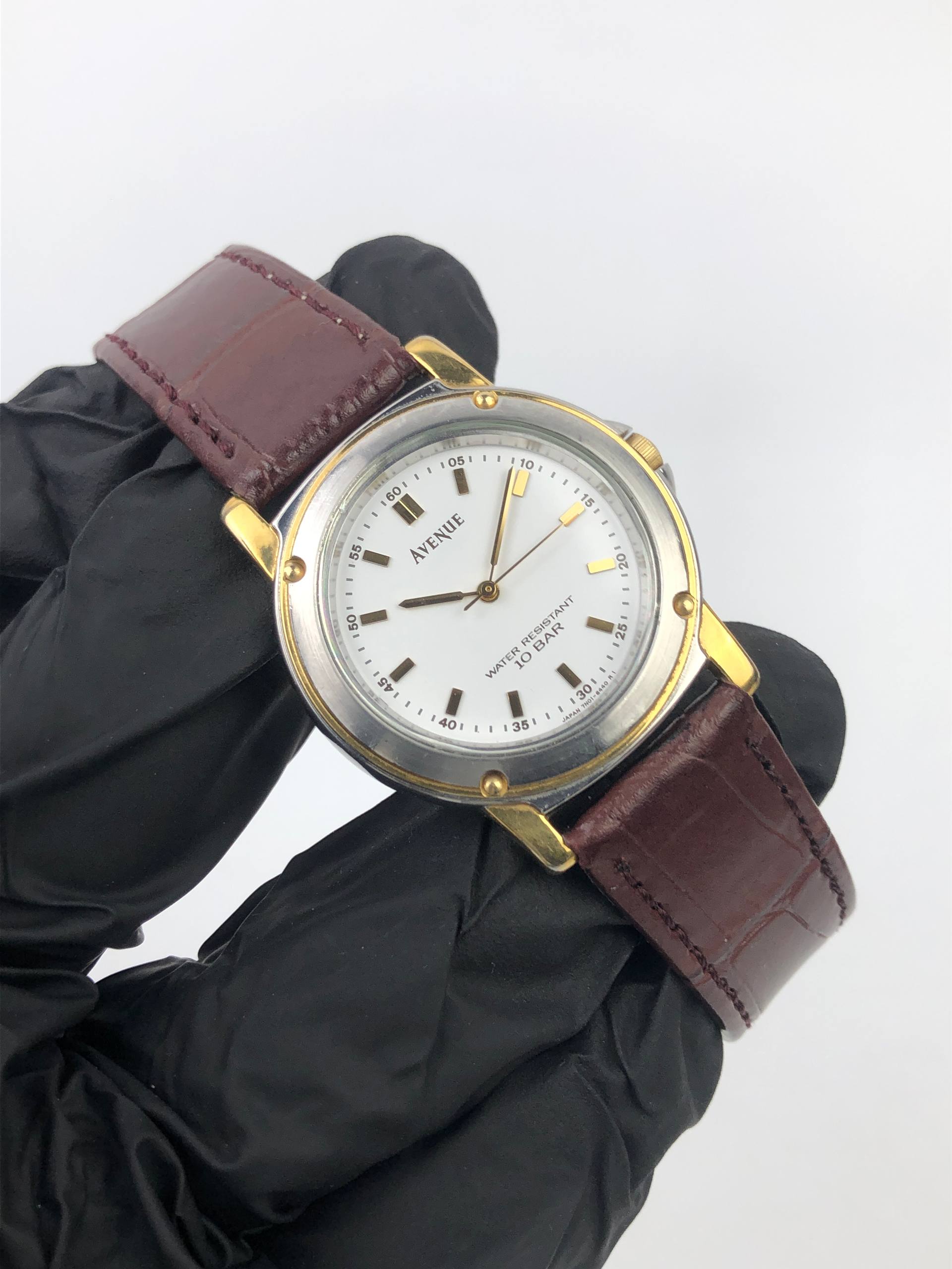 SEIKO AVENUE CAL 7N01 QUARTZ TWO TONE 10 BAR WHITE DIAL DRESS WATCH - Gambar 3