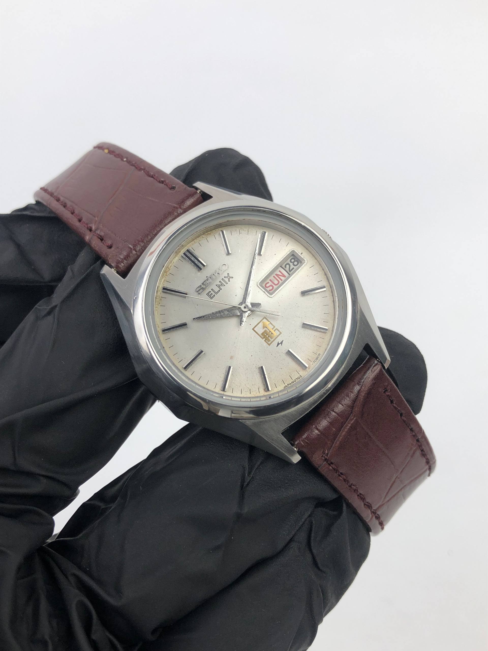 SEIKO ELNIX CAL 0703 ELECTRONIC DAY DATE VINTAGE - Gambar 4