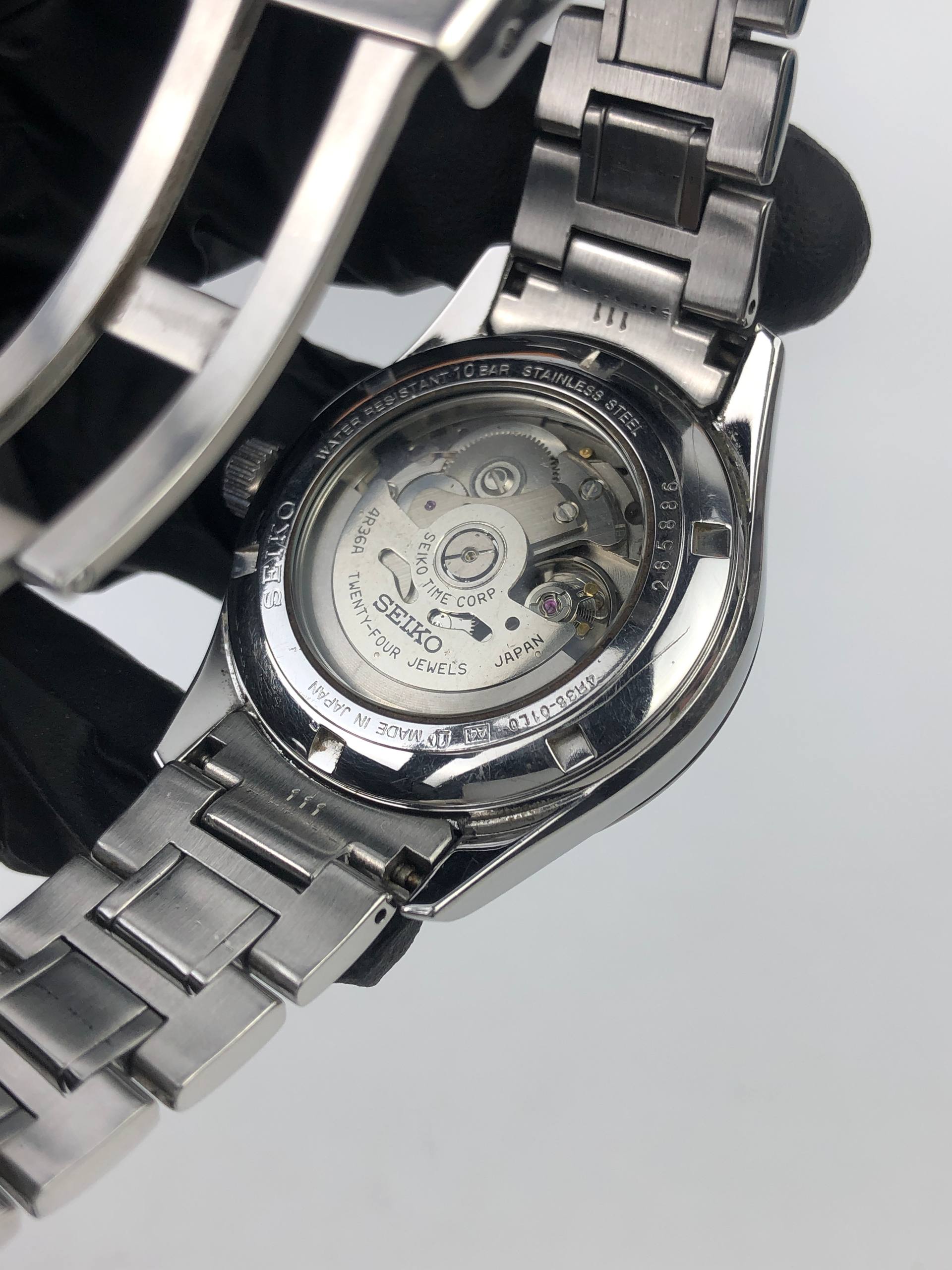 SEIKO SRP323J1 CAL 4R36 PRESAGE AUTOMATIC GUILLOCHE DIAL - Gambar 9