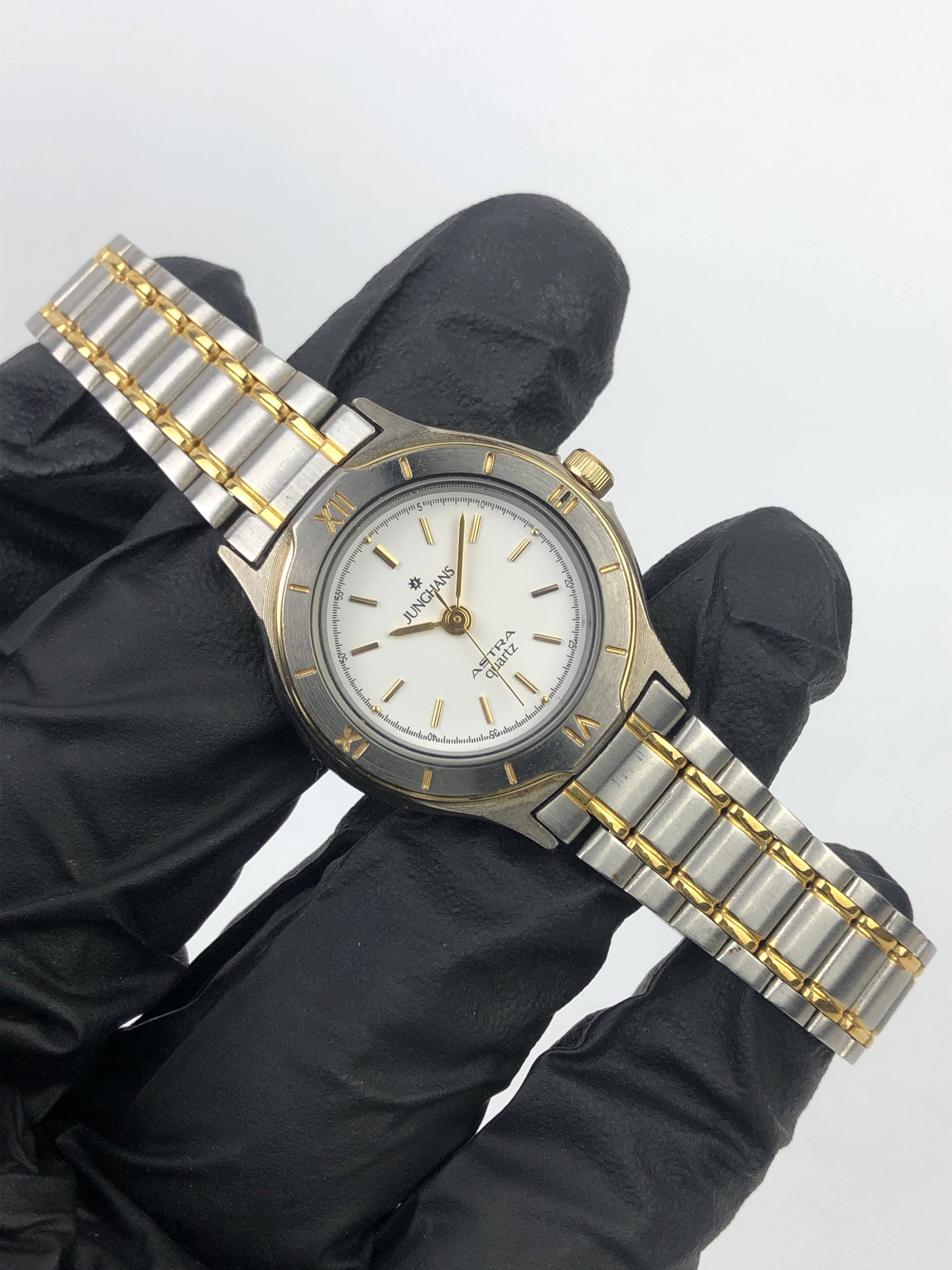 JUNGHANS ASTRA QUARTZ TWO TONE - Gambar 4