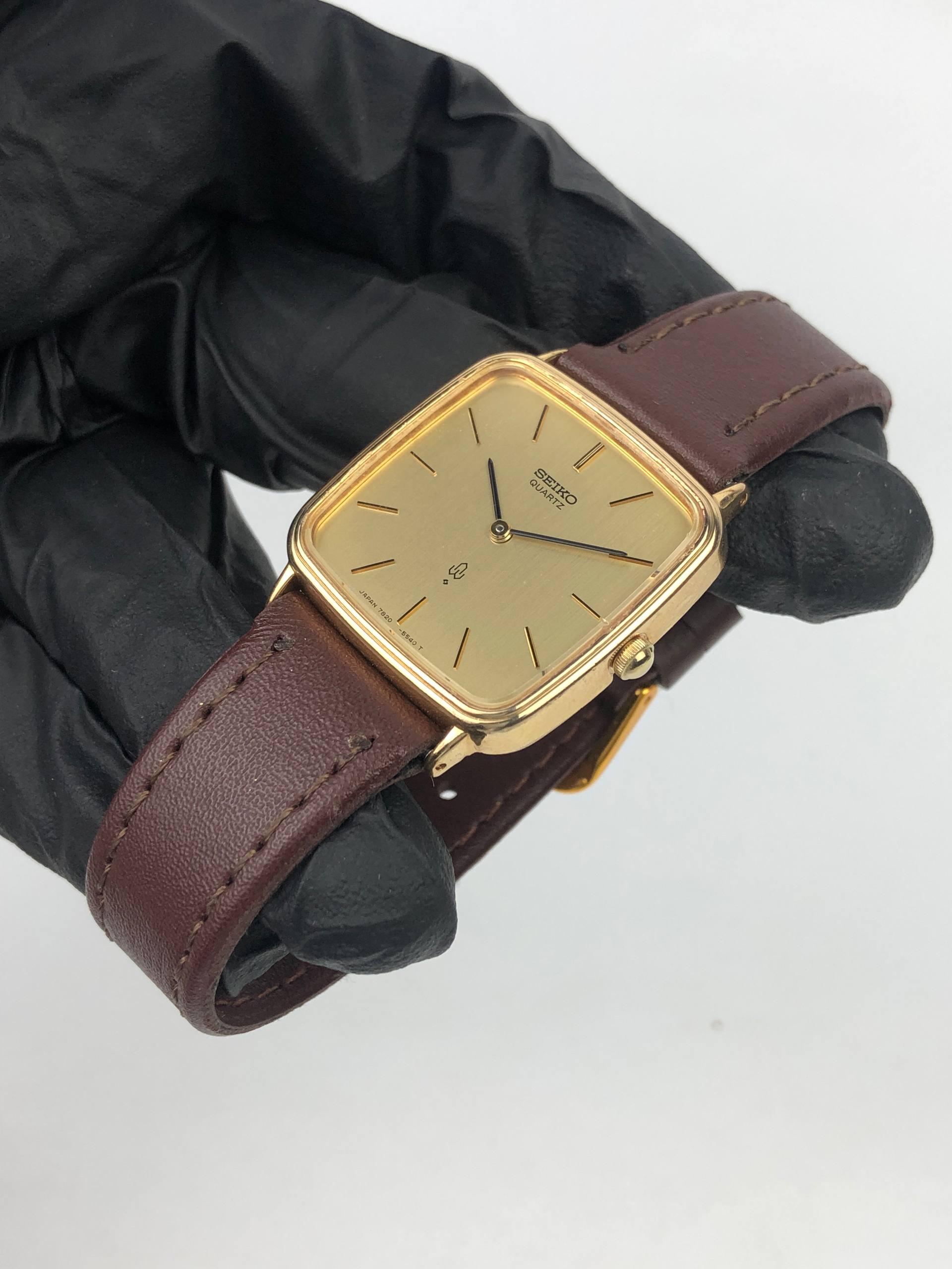 SEIKO CAL.7820 QUARTZ VINTAGE SQUARE GOLD LINEN DIAL JAPAN - Gambar 3