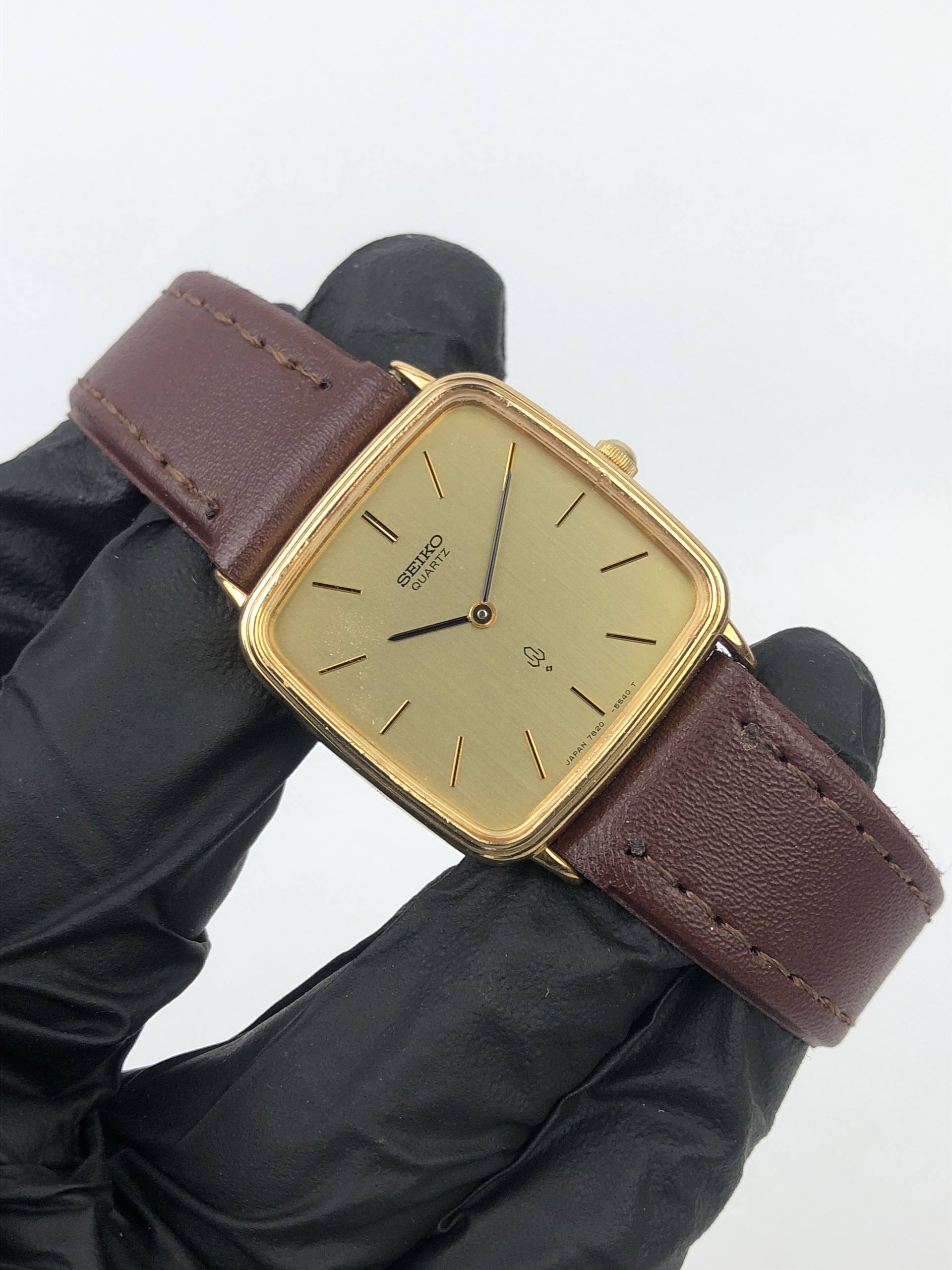 SEIKO CAL.7820 QUARTZ VINTAGE SQUARE GOLD LINEN DIAL JAPAN - Gambar 4