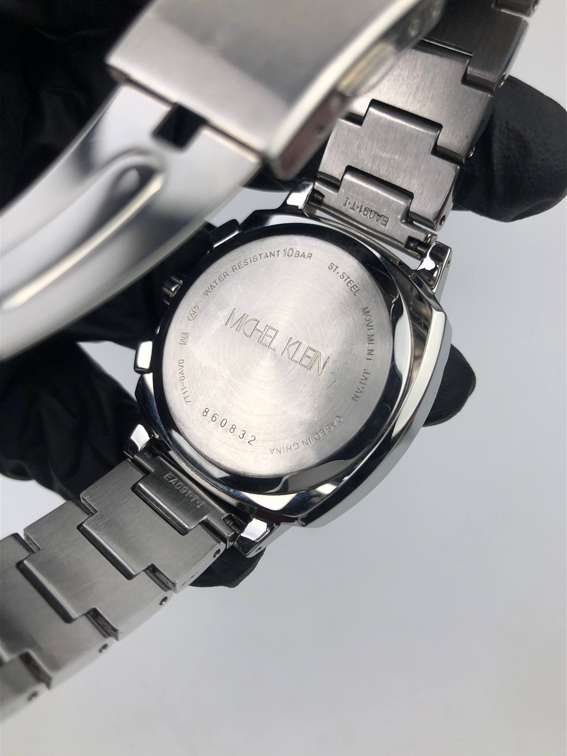 MICHAEL KLEIN PURPLE DIAL MULTIFUNCTION STEEL BRACELET - Gambar 8