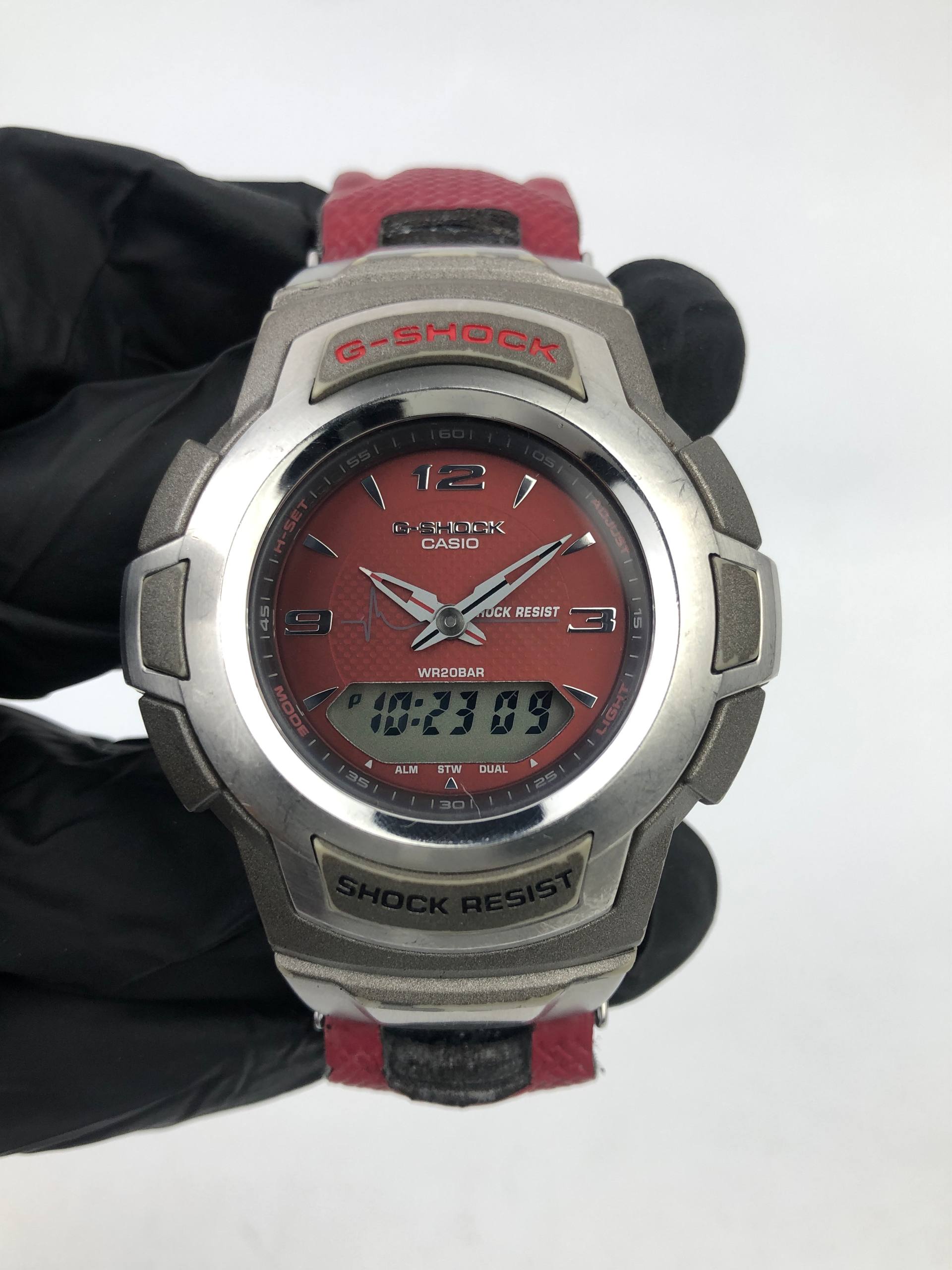 CASIO G-SHOCK ANA-DIGI RED DIAL SHOCK RESIST WR200M WATCH - Gambar 2