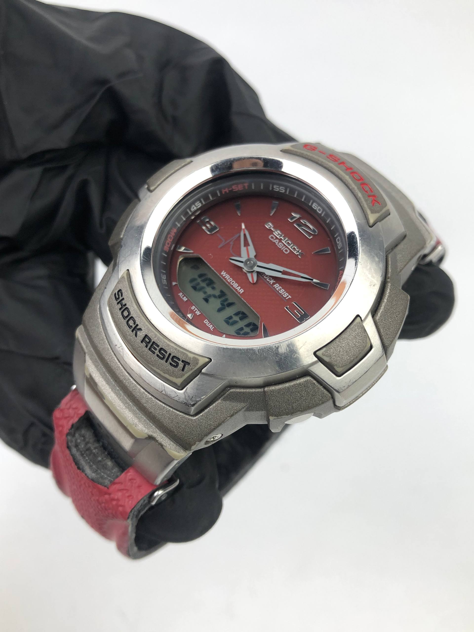 CASIO G-SHOCK ANA-DIGI RED DIAL SHOCK RESIST WR200M WATCH - Gambar 3