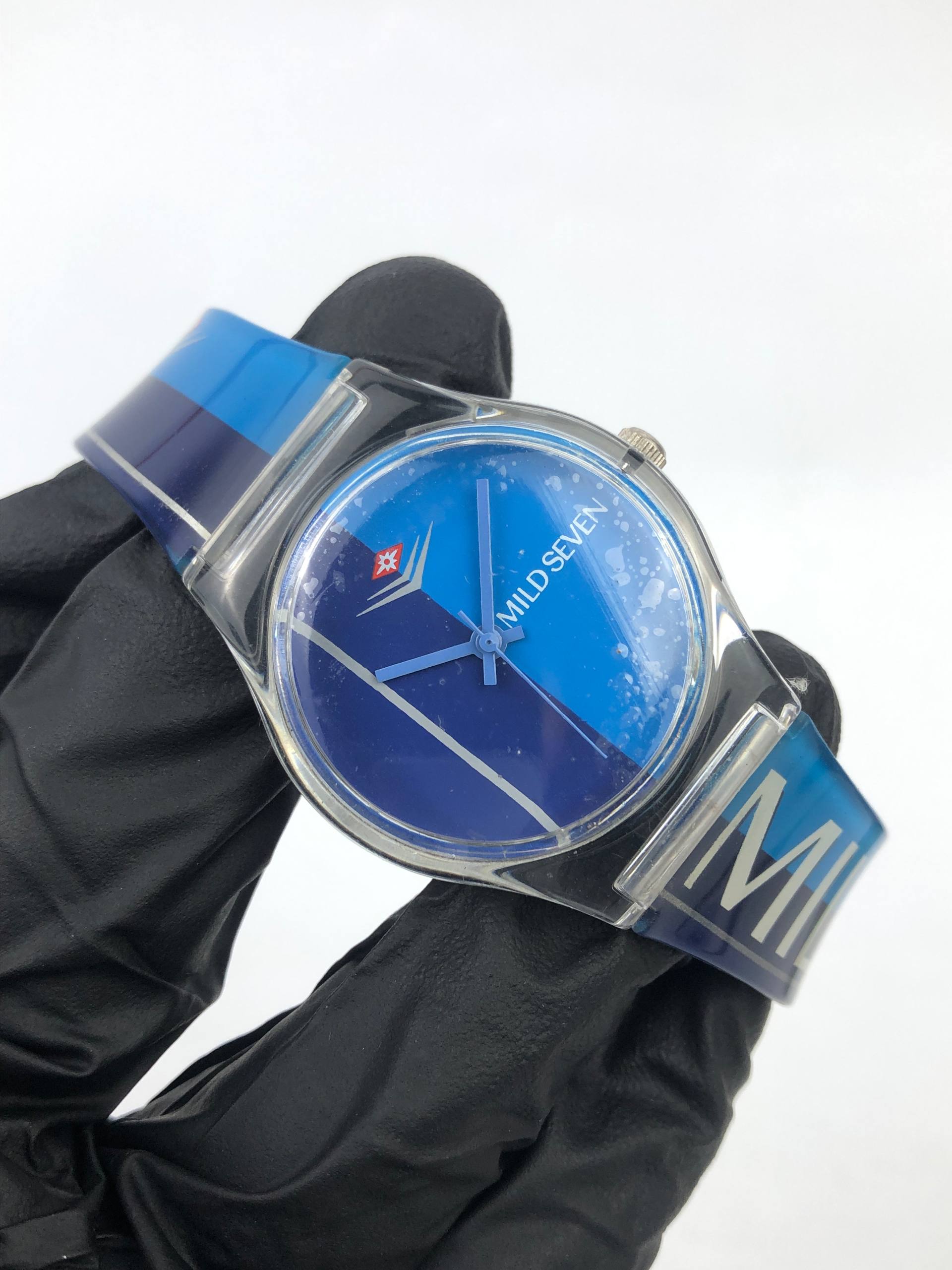 MILD SEVEN PROMOTIONAL BLUE DIAL TRANSPARENT CASE QUARTZ WATCH - Gambar 4
