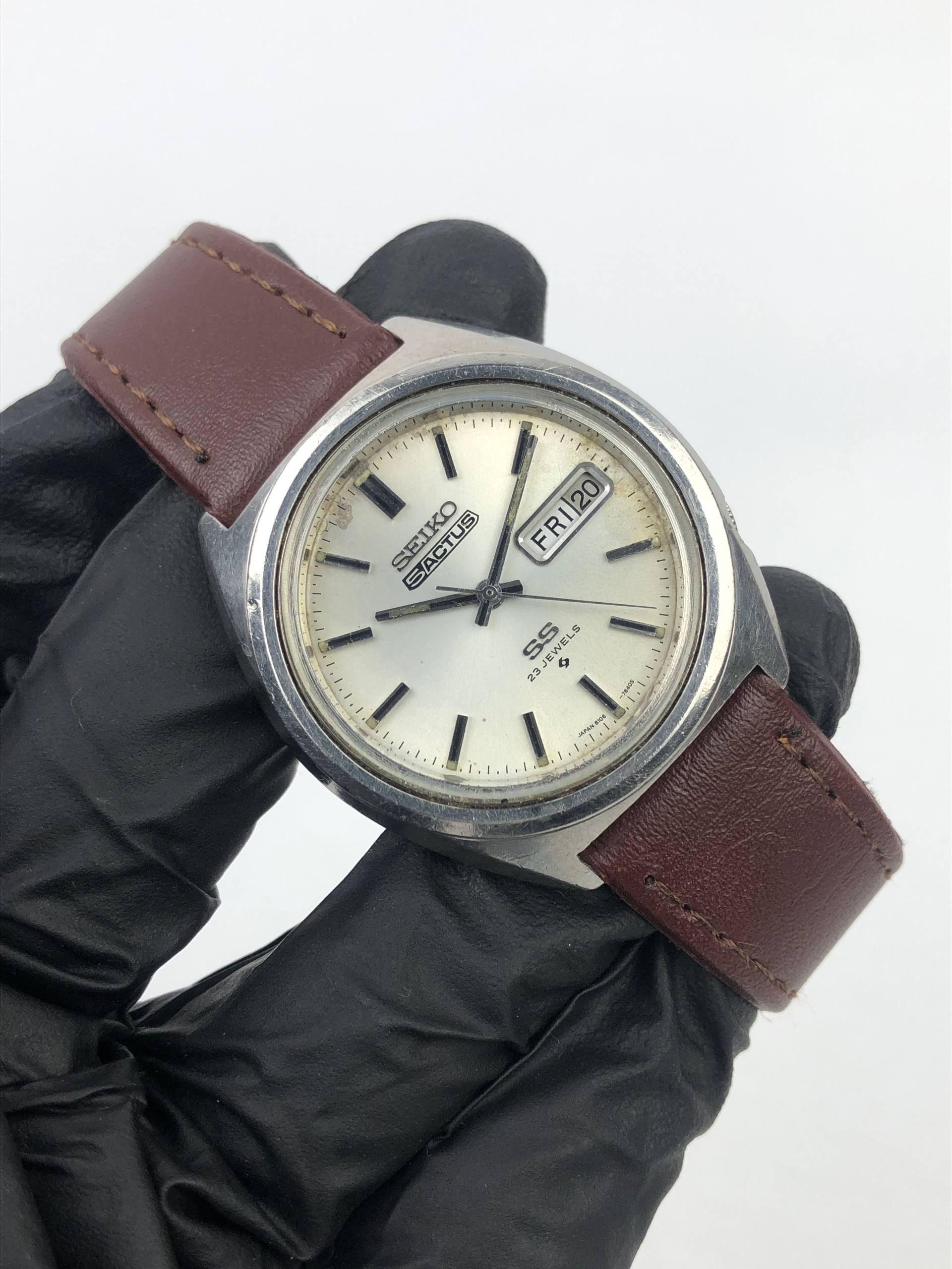 SEIKO 5ACTUS SS 23 JEWELS AUTOMATIC SILVER DIAL DAY DATE JAPAN - Gambar 4