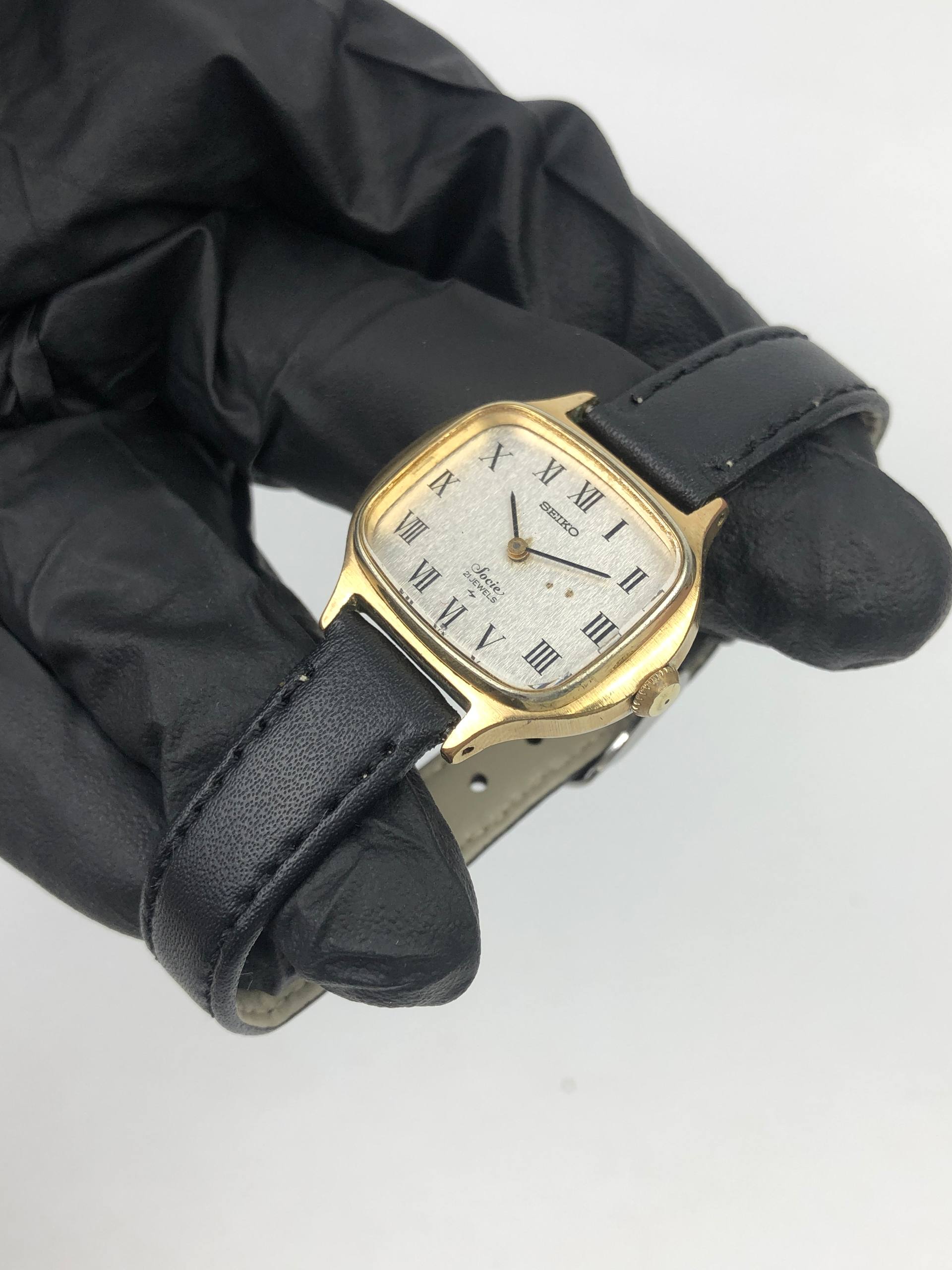 SEIKO SOCIE 21 JEWELS LINEN ROMAN DIAL MANUAL WATCH - Gambar 4