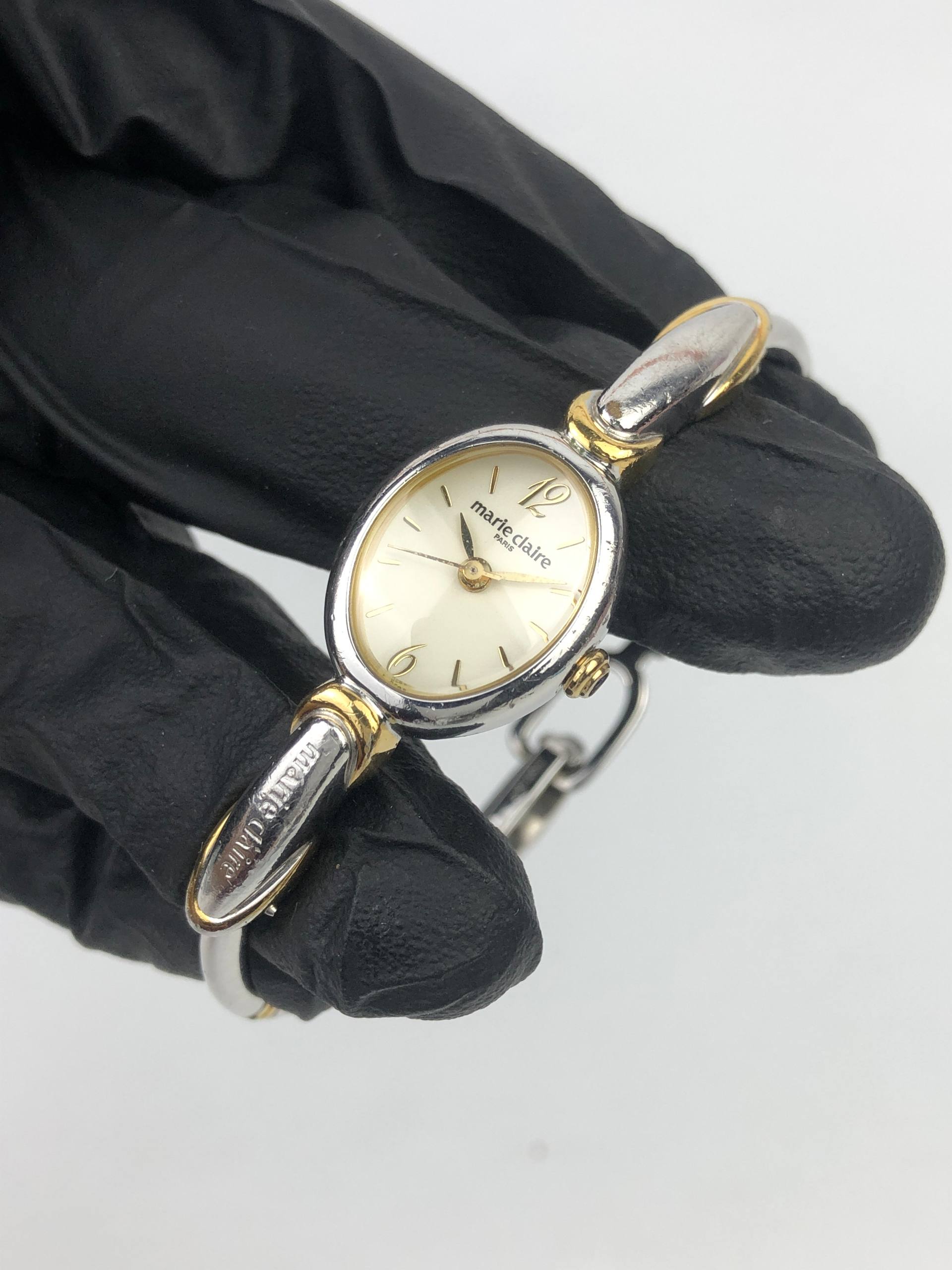 MARIE CLAIRE LADIES CHAMPAGNE DIAL BANGLE BRACELET WATCH - Gambar 3