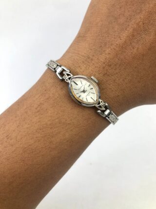 SEIKO SOLAR LADIES OVAL DRESS WATCH