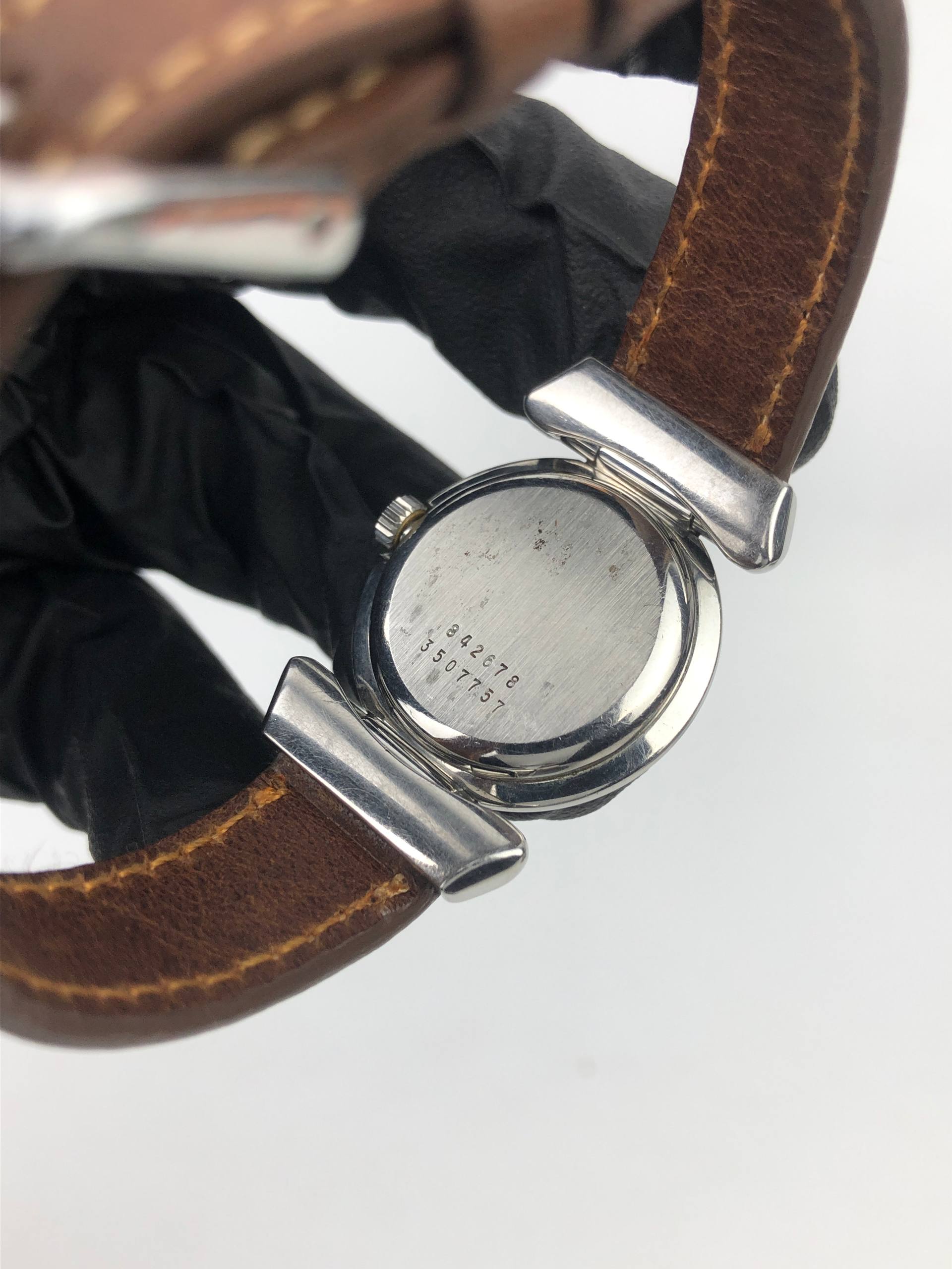 UNIVERSAL GENÈVE SWISS MADE CLASSIC ROMAN DIAL LADIES DRESS WATCH - Gambar 7