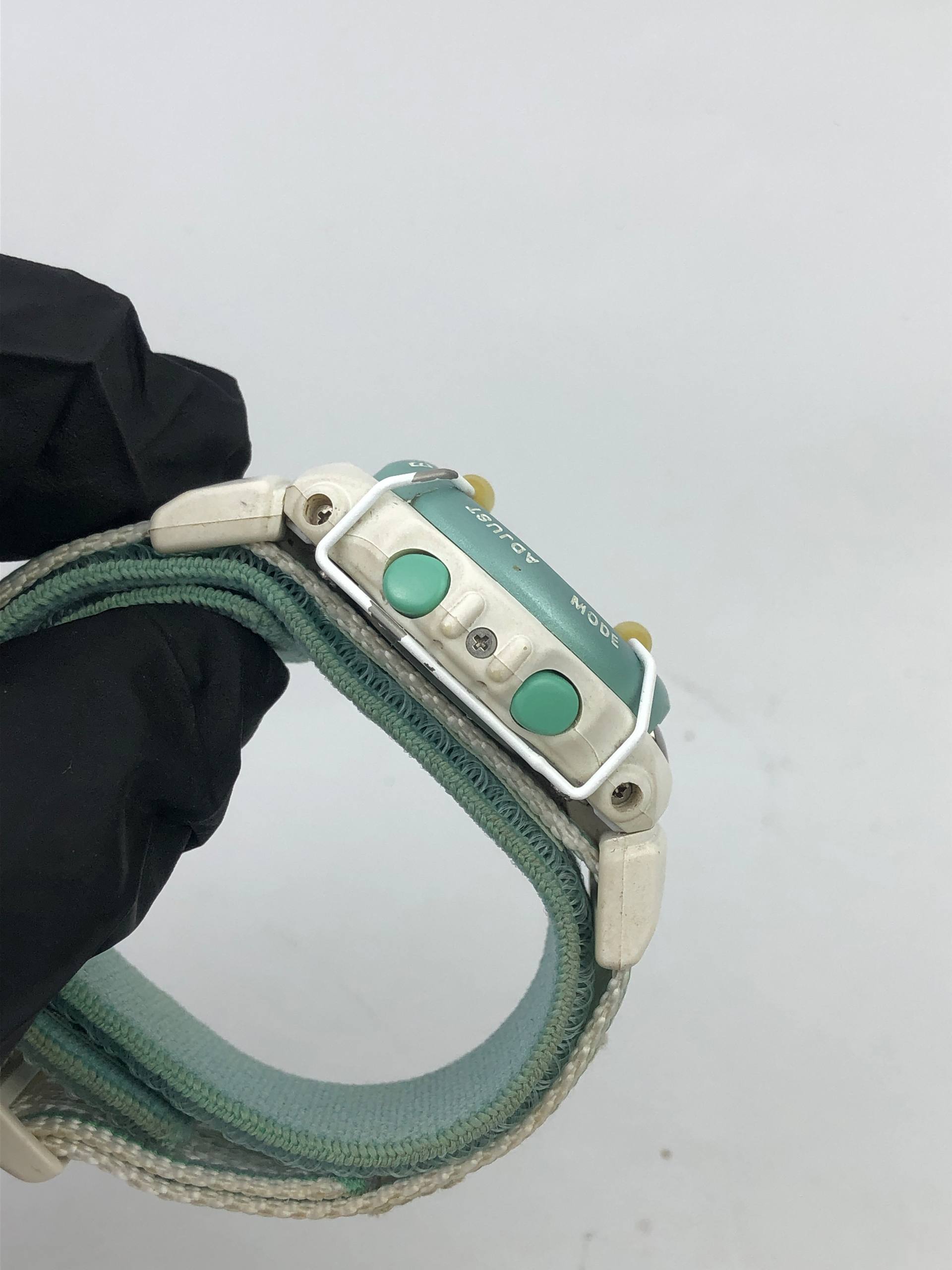 CASIO BABY-G X-TREME SHOCK RESIST WHITE MINT DIGITAL VINTAGE WATCH - Gambar 7