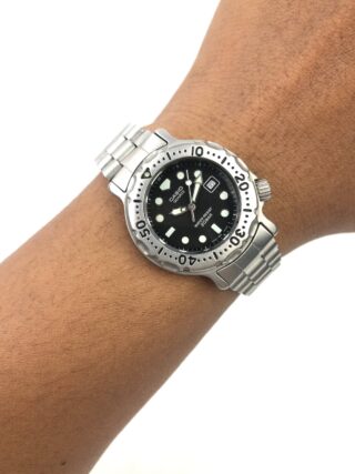 CASIO QUARTZ DIVER BLACK DIAL 200M ORIGINAL JAPAN STAINLESS STEEL WATCH