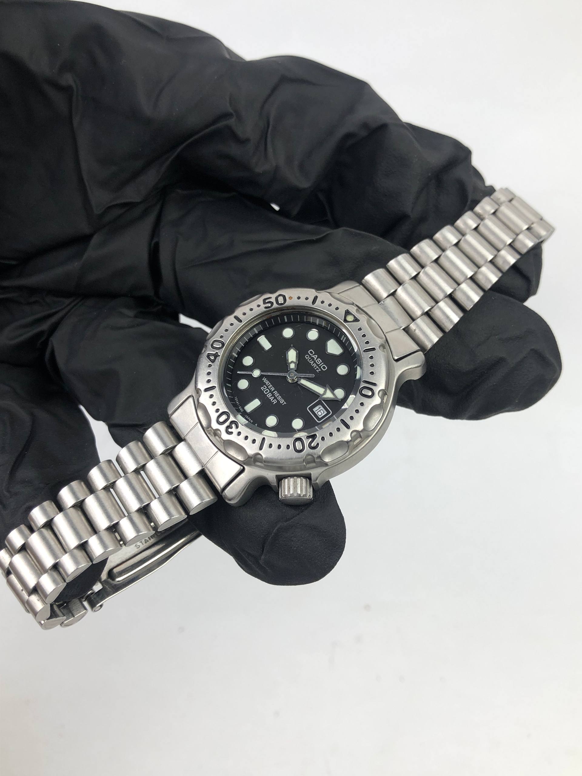 CASIO QUARTZ DIVER BLACK DIAL 200M ORIGINAL JAPAN STAINLESS STEEL WATCH - Gambar 2