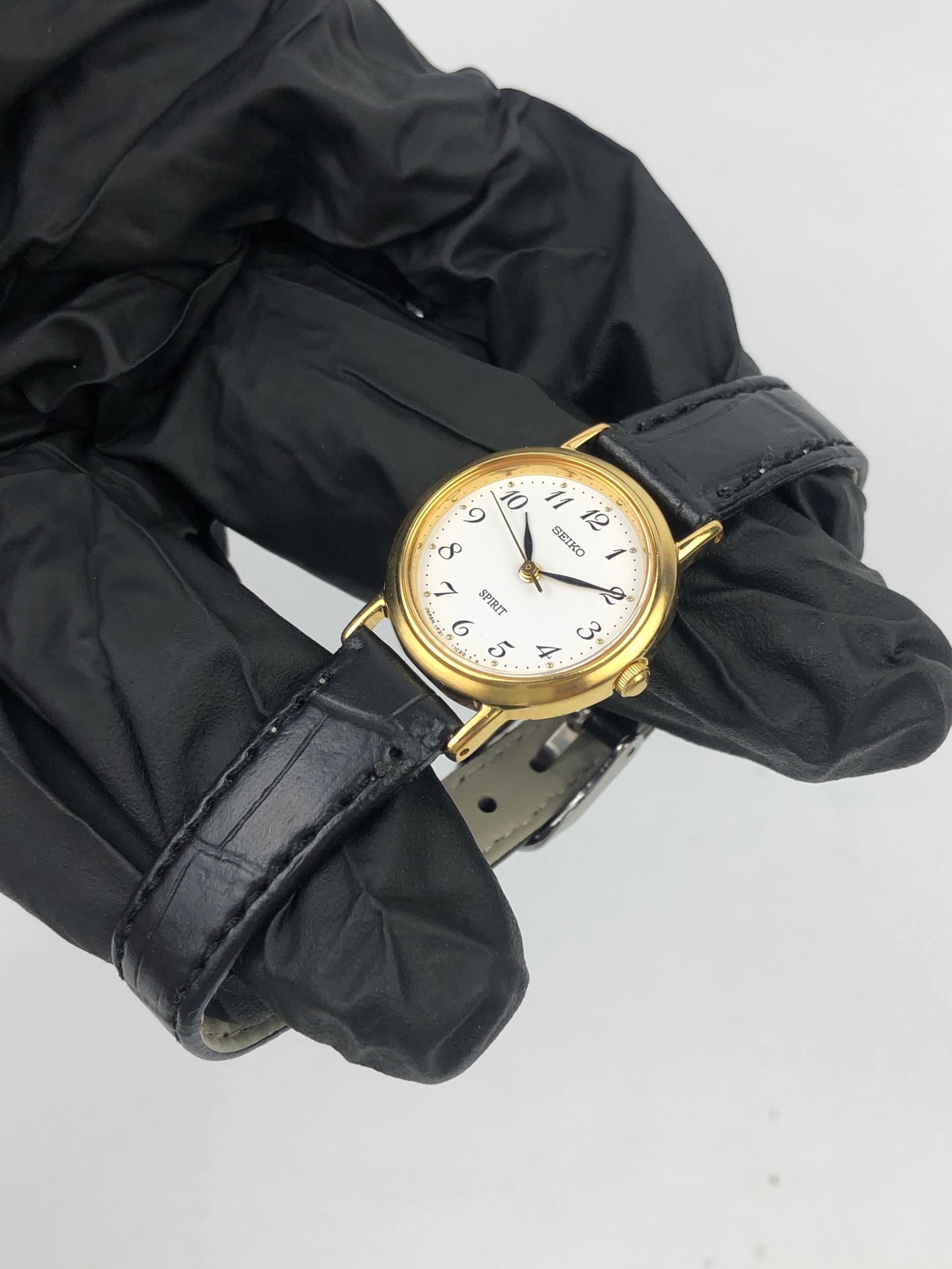 SEIKO SPIRIT 1F21-0H70 QUARTZ GOLD WHITE ARABIC DIAL JAPAN LADIES WATCH - Gambar 3
