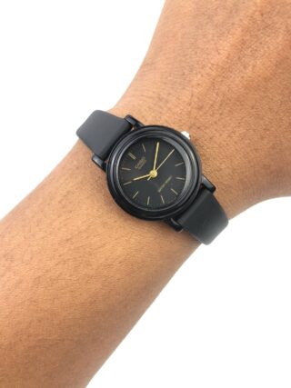 CASIO LQ-139 BLACK DIAL GOLD INDEX QUARTZ WATER RESIST ORIGINAL JAPAN WATCH