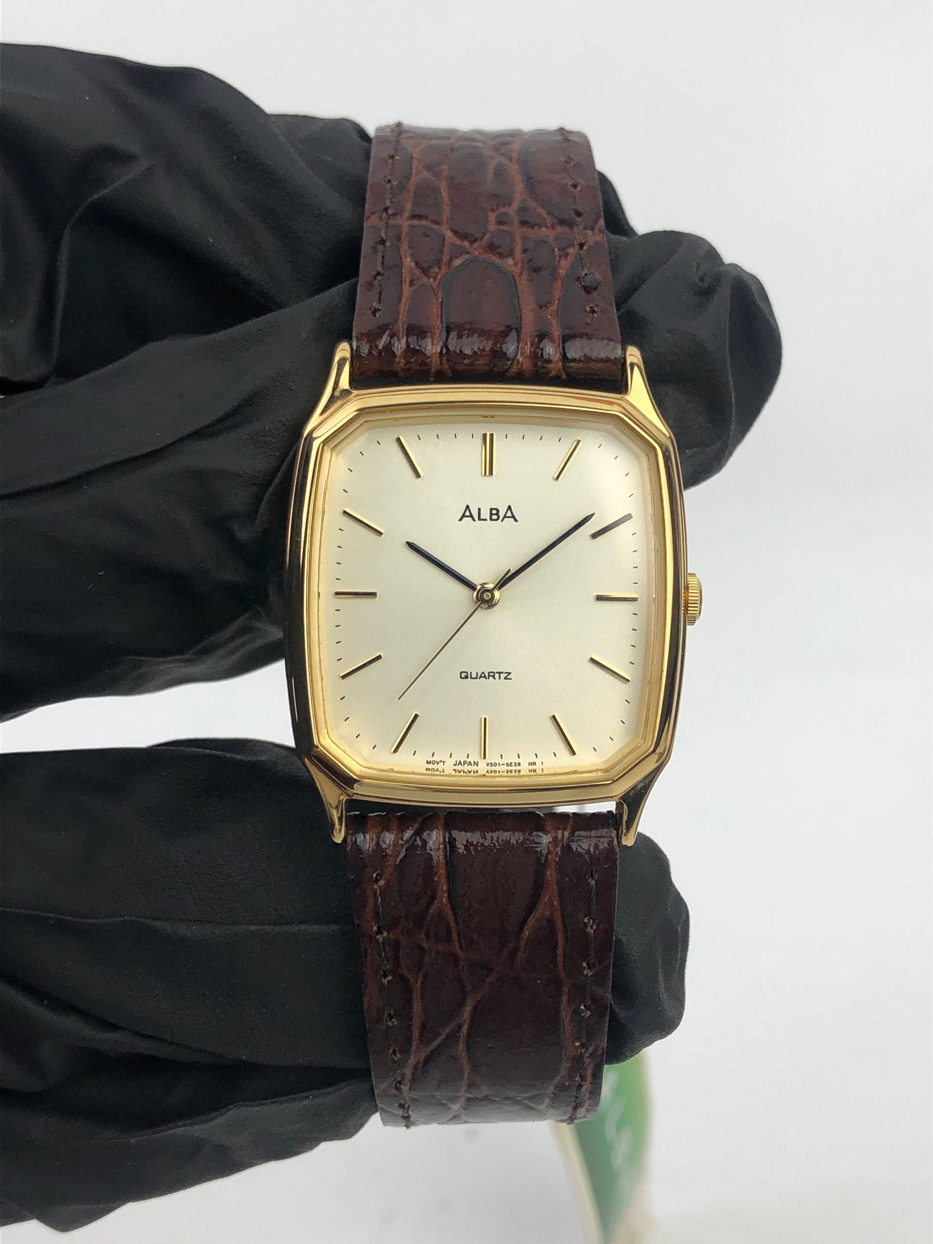 ALBA CAL V501 NOS CHAMPAGNE DIAL - Gambar 2