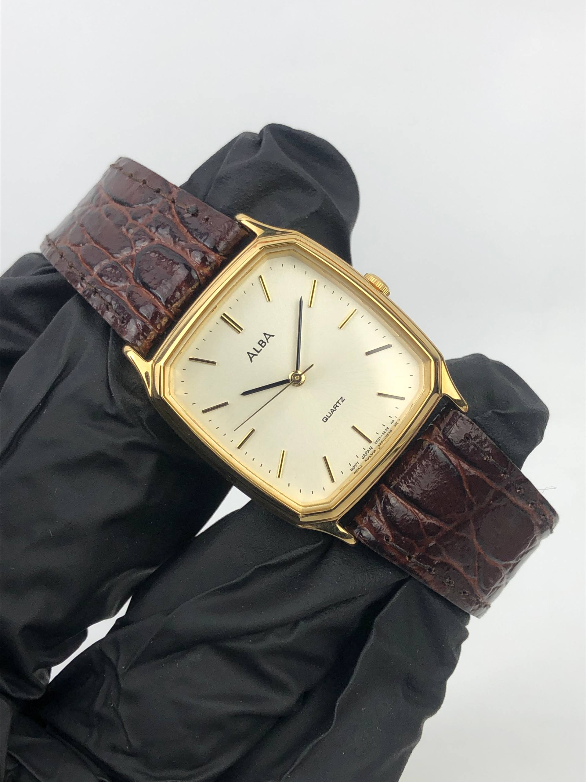 ALBA CAL V501 NOS CHAMPAGNE DIAL - Gambar 4