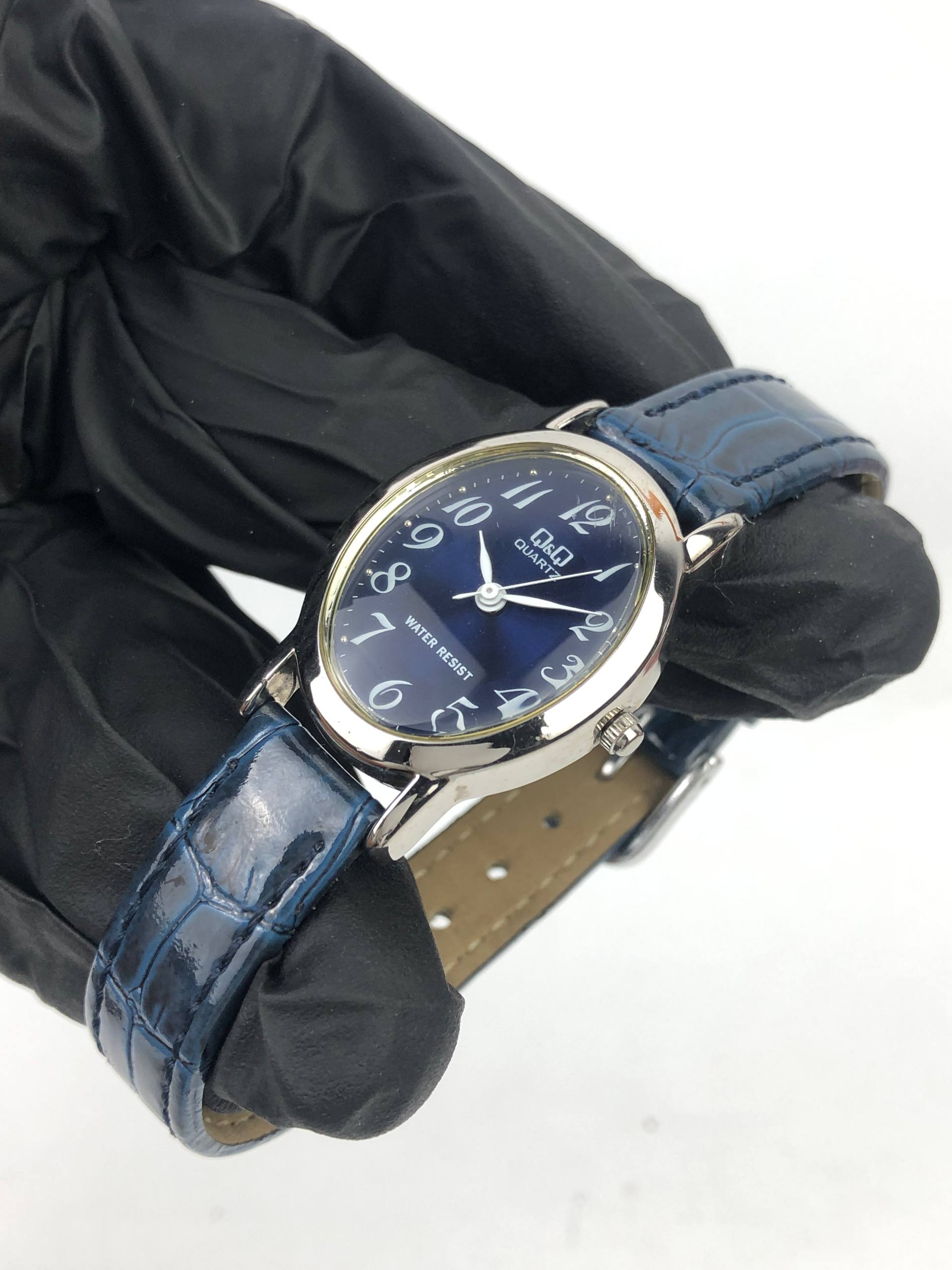 Q&Q NAVY DIAL OVAL CASE - Gambar 3