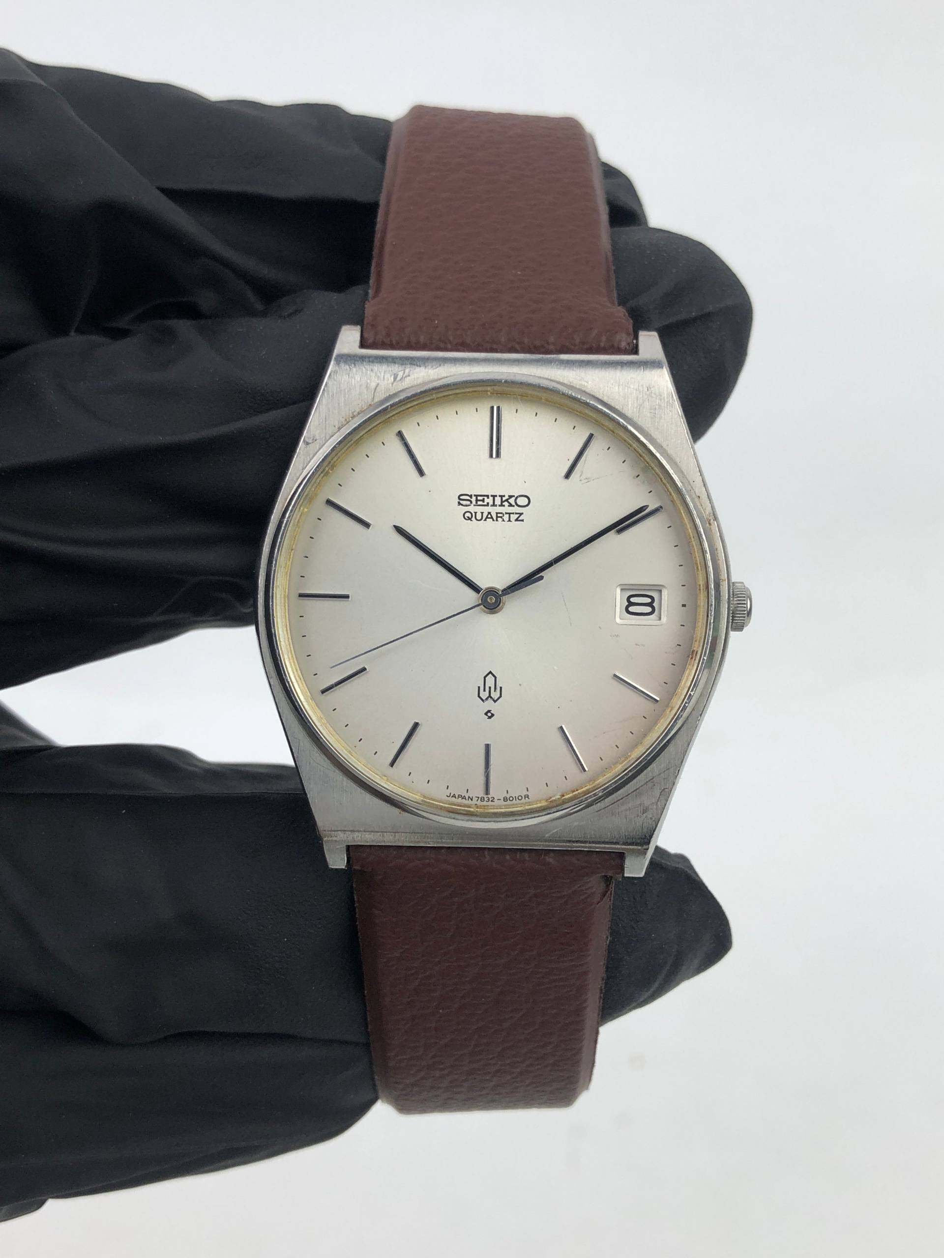 SEIKO QUARTZ 7832-8010 SILVER DIAL VINTAGE JAPAN - Gambar 2