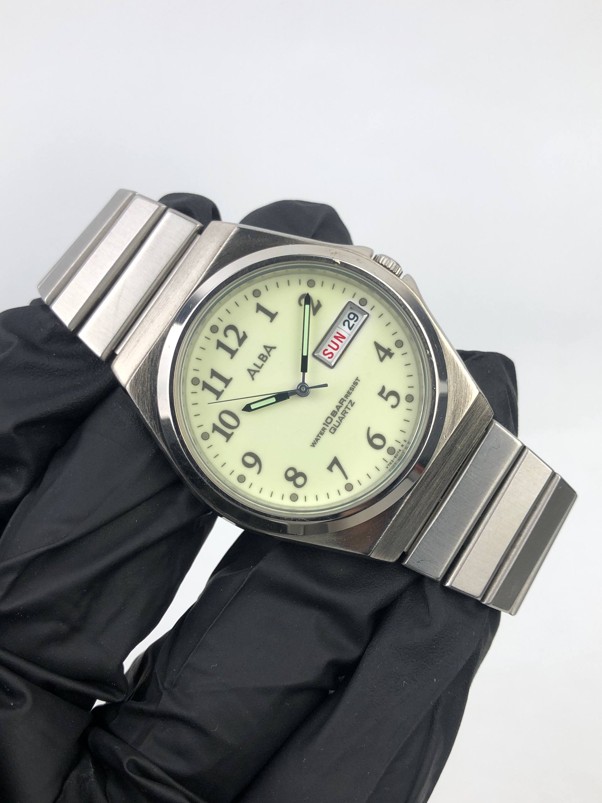 ALBA V743-8020 FULL LUME DIAL DAY DATE JDM - Gambar 4