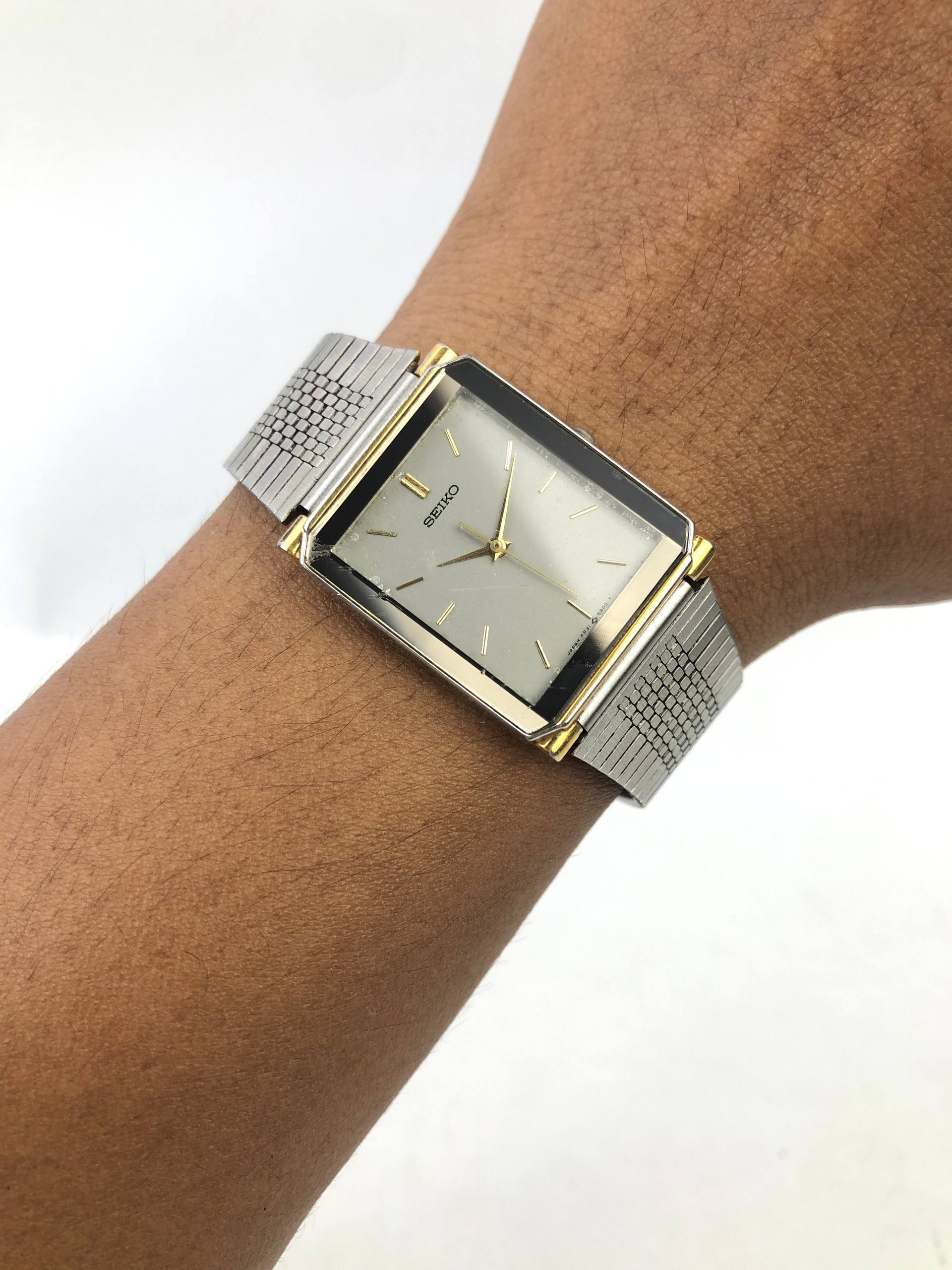 SEIKO QUARTZ 5P31-5A90 TANK TWO TONE JAPAN
