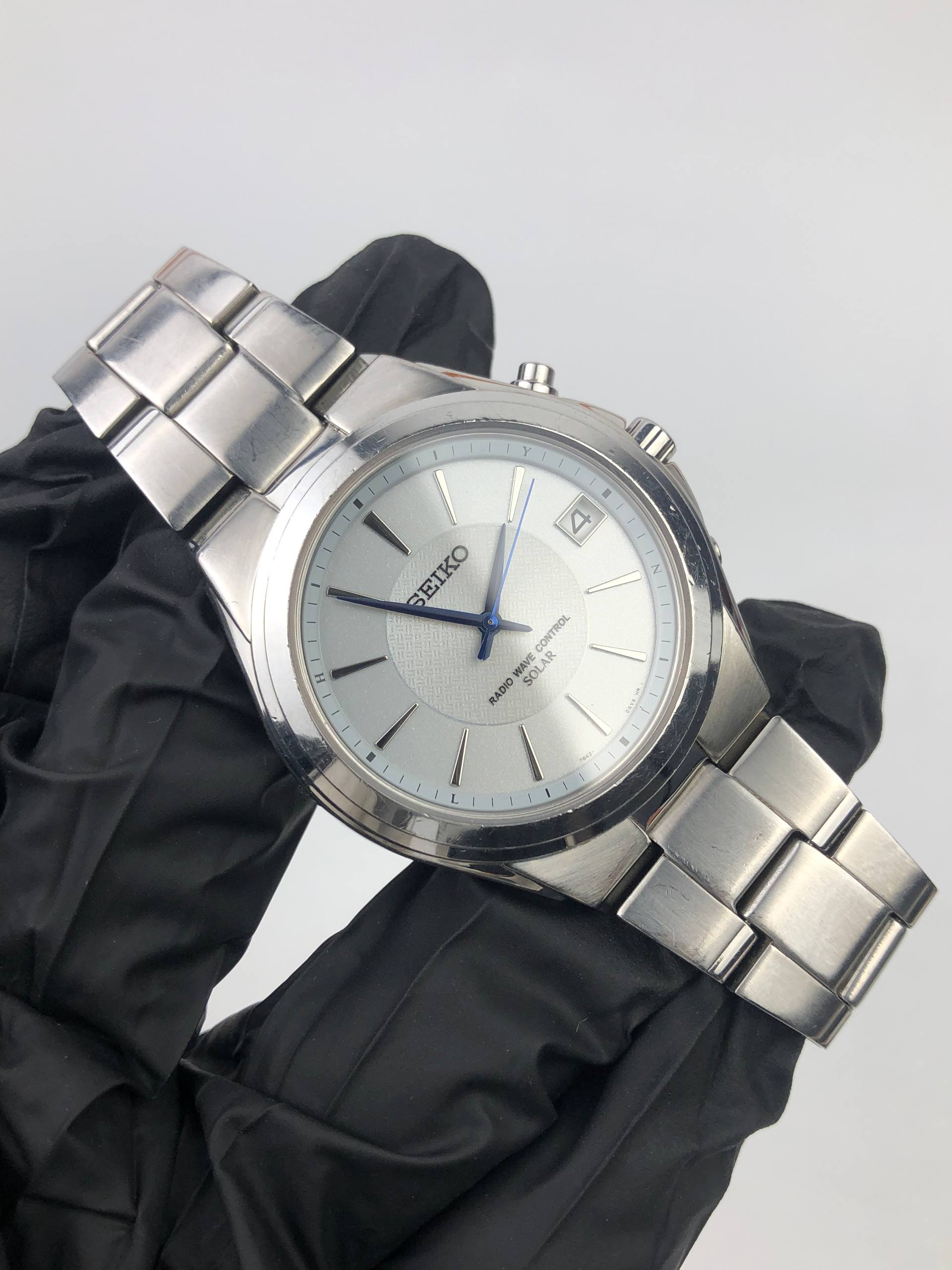 SEIKO RADIO WAVE CONTROL 7B42-0AL0 SOLAR JDM SILVER TEXTURED DIAL ORIGINAL - Gambar 4