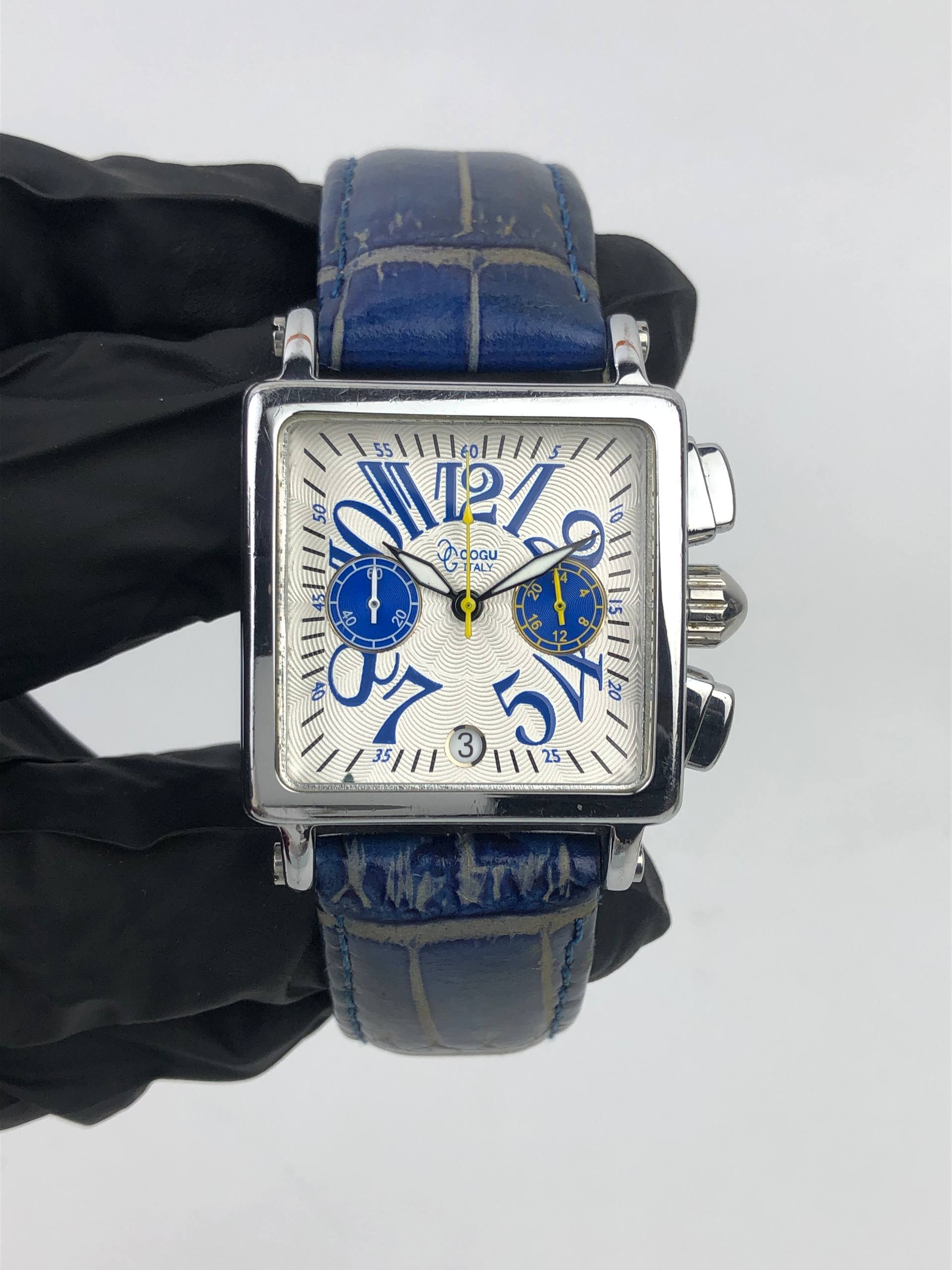 COGU ITALY SQUARE CHRONOGRAPH GUILOCHE DIAL BLUE ARABIC DATE - Gambar 2