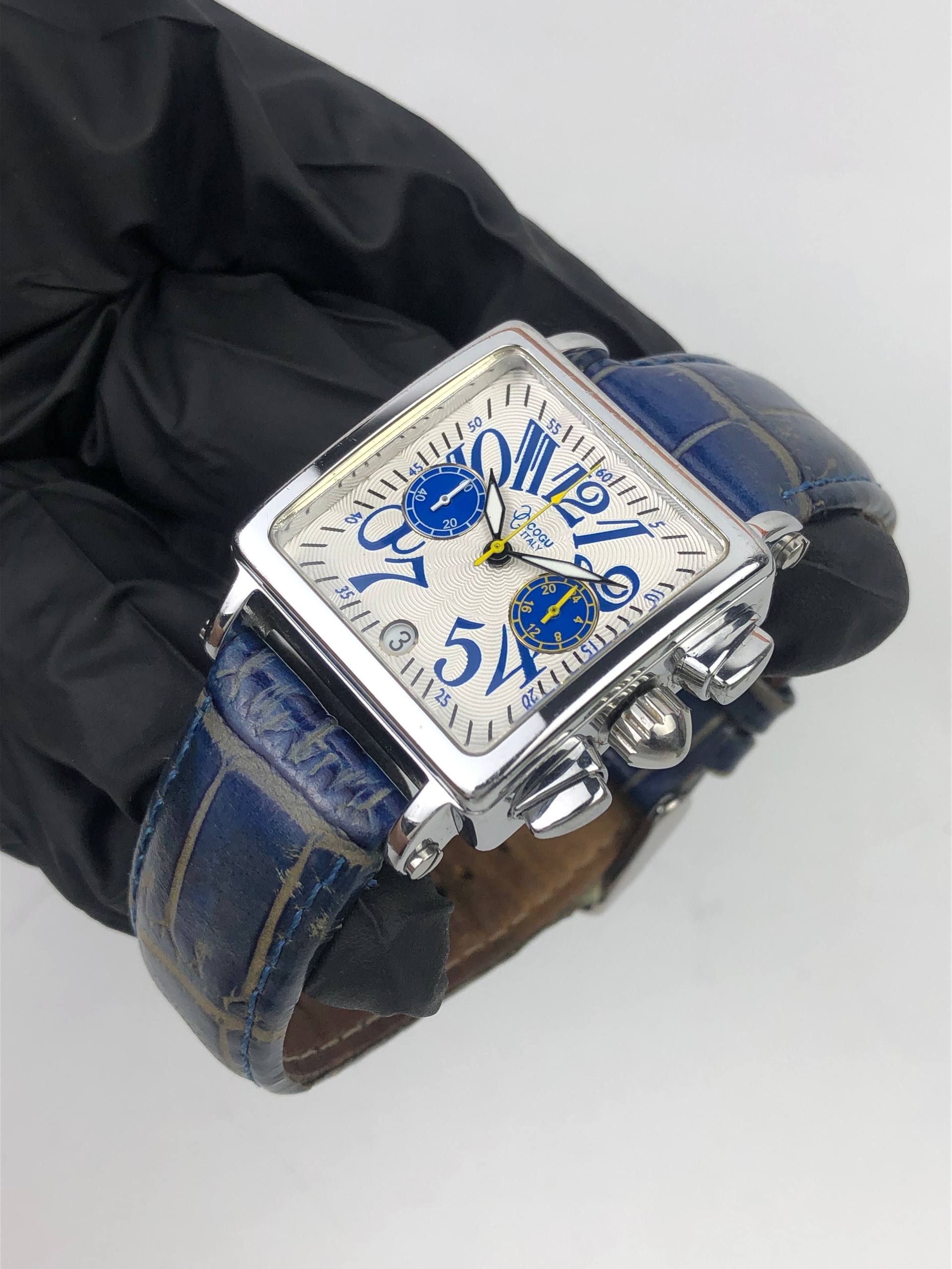 COGU ITALY SQUARE CHRONOGRAPH GUILOCHE DIAL BLUE ARABIC DATE - Gambar 3