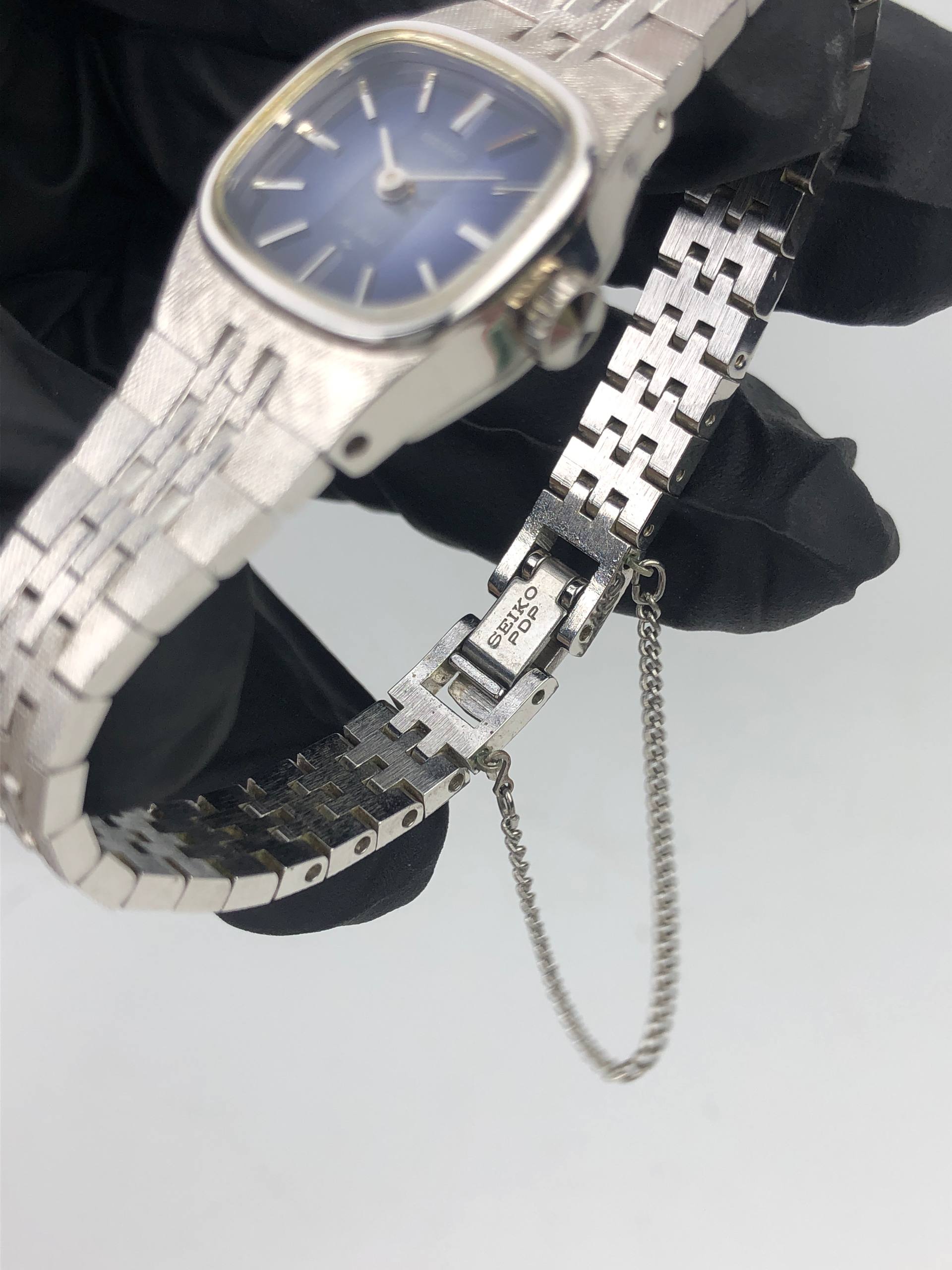 SEIKO MINI CUSHION BLUE SUNBURST DIAL INTEGRATED BRACELET JAPAN - Gambar 7